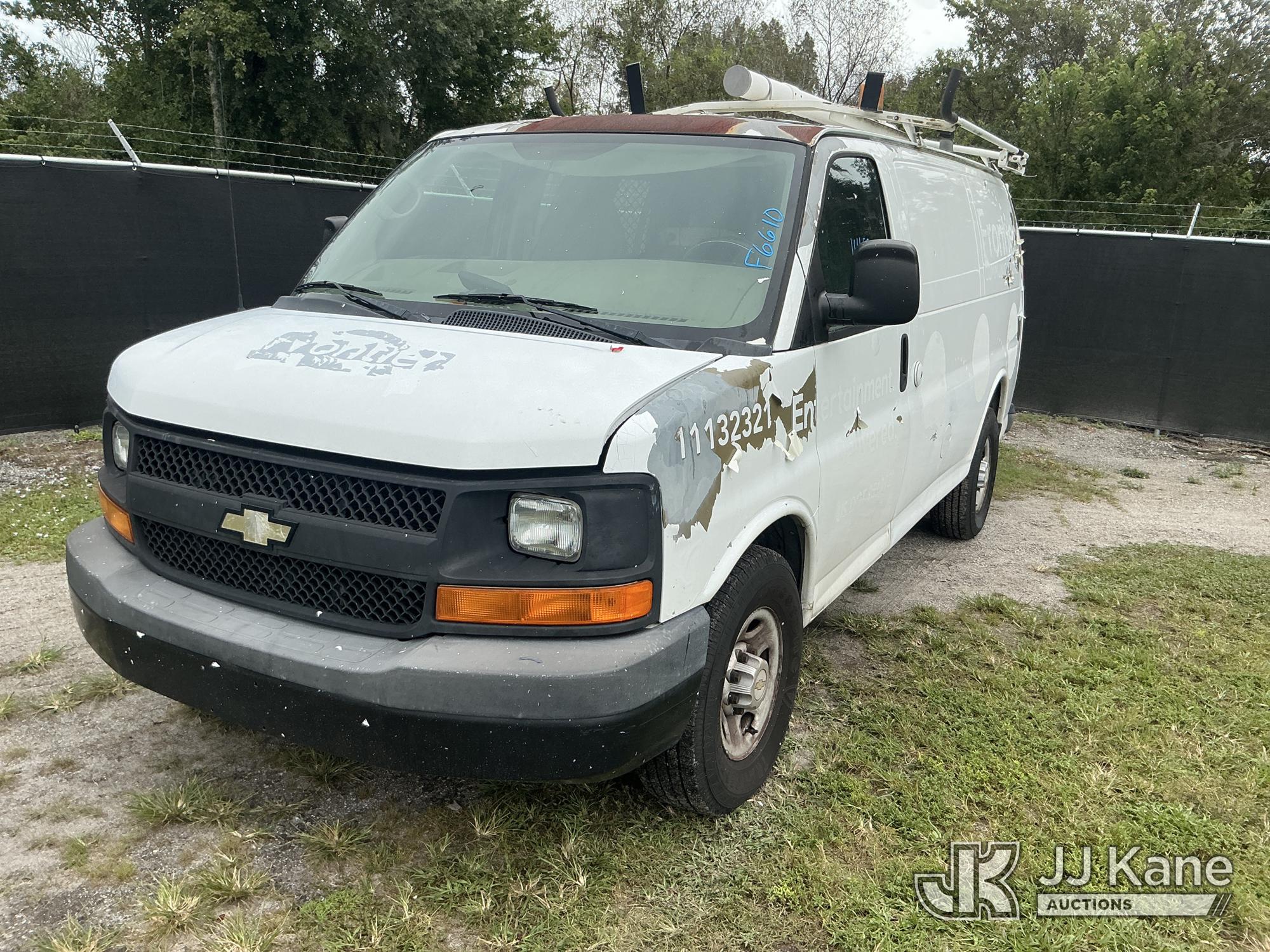 Photo of 2011 Chevrolet Express G2500