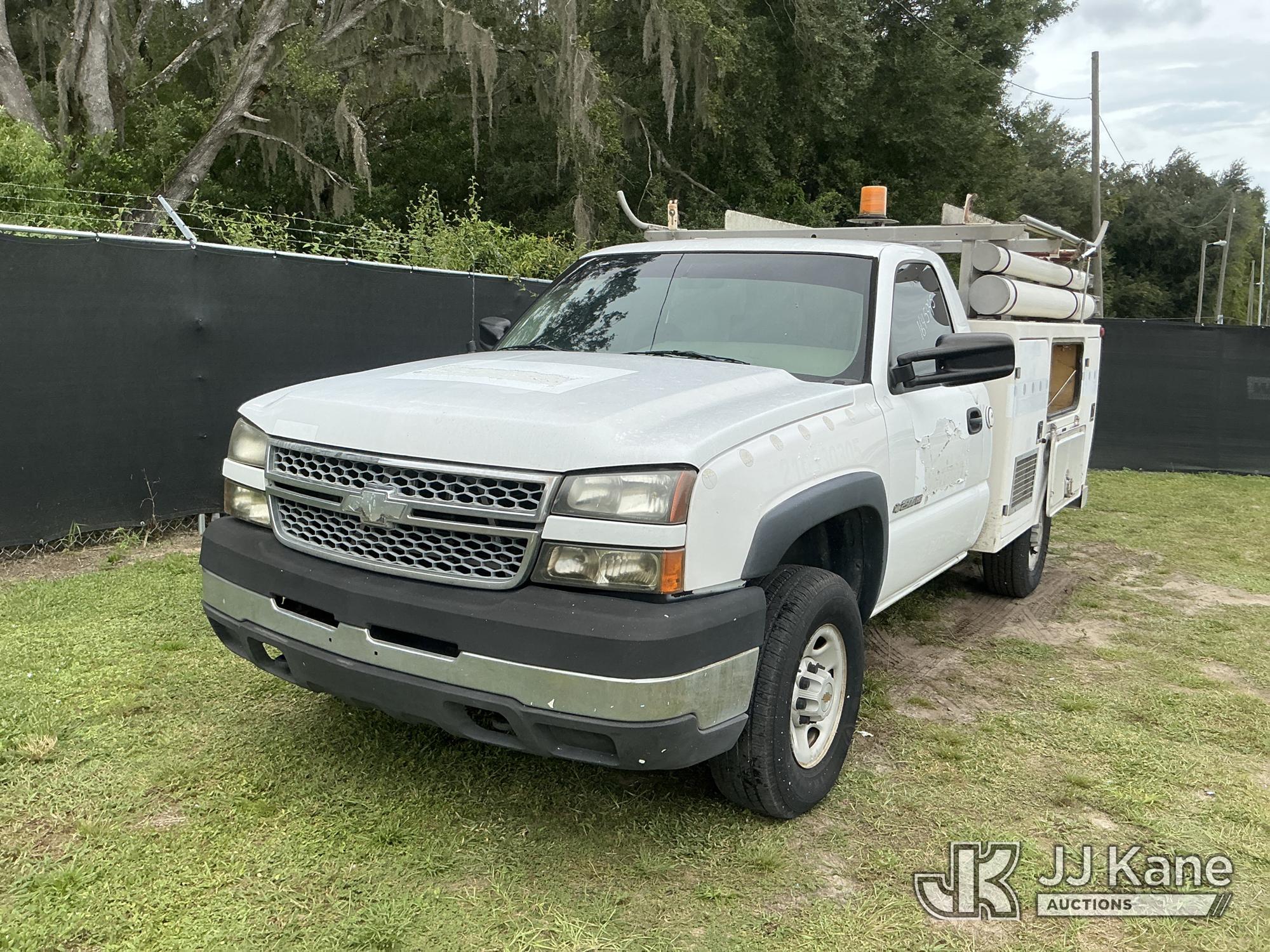 Photo of 2005 Chevrolet Silverado 2500HD
