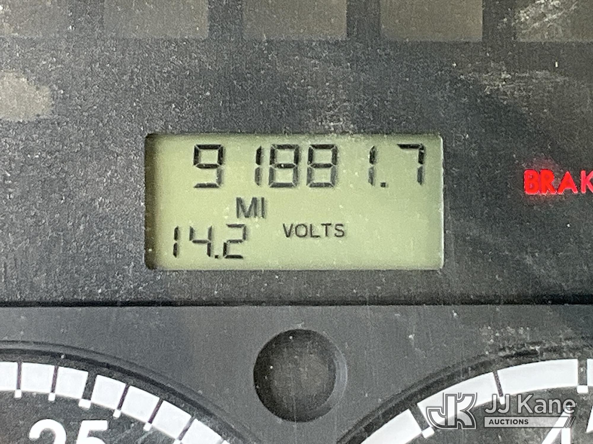 2013 Freightliner M2 106