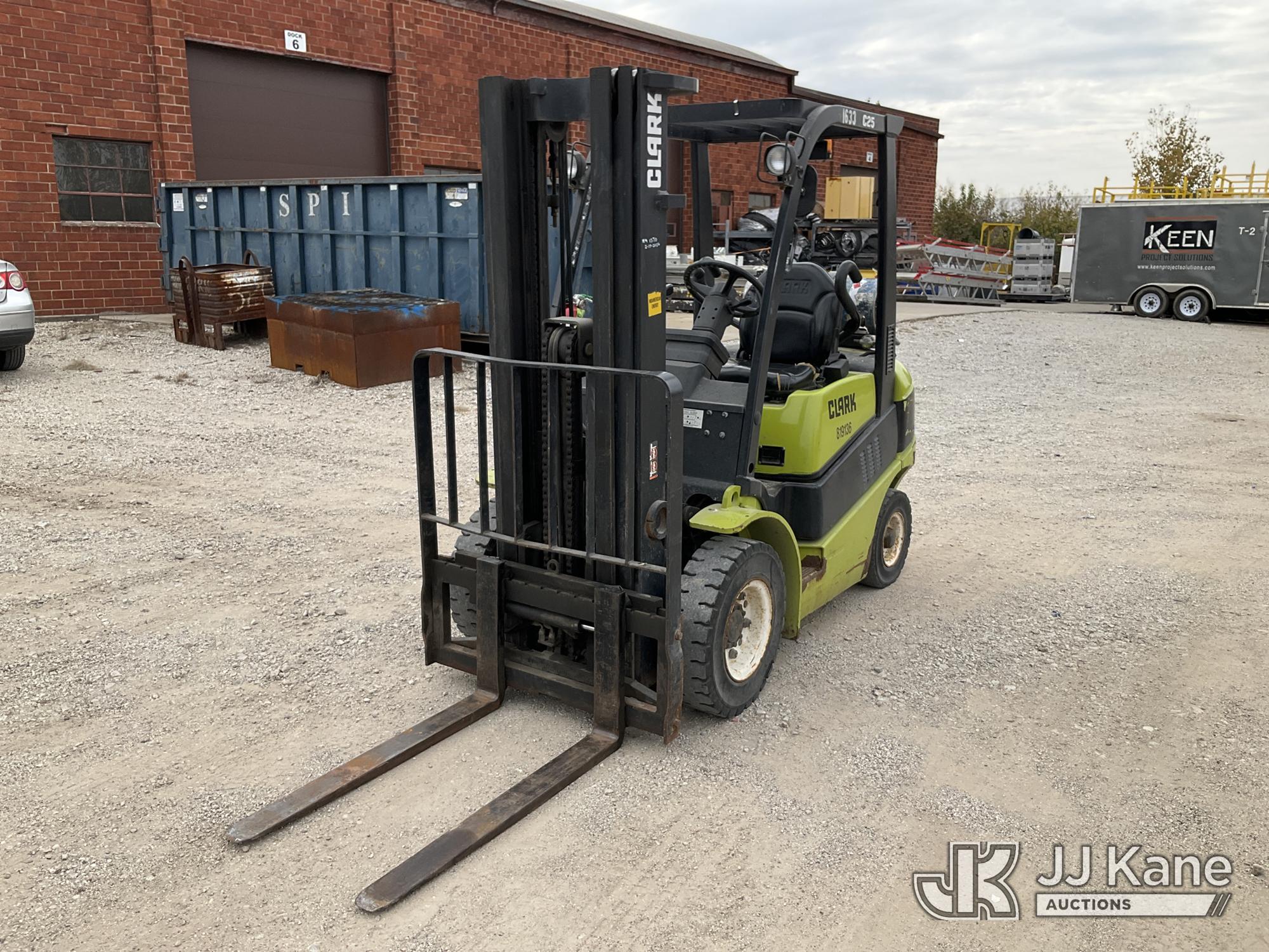 2008 Clark C25L Pneumatic Tired Forklift (1646051)