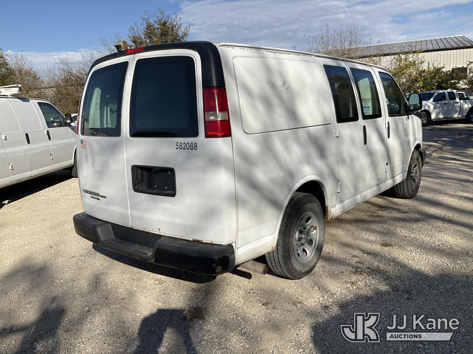 2012 Chevrolet Express G1500 AWD