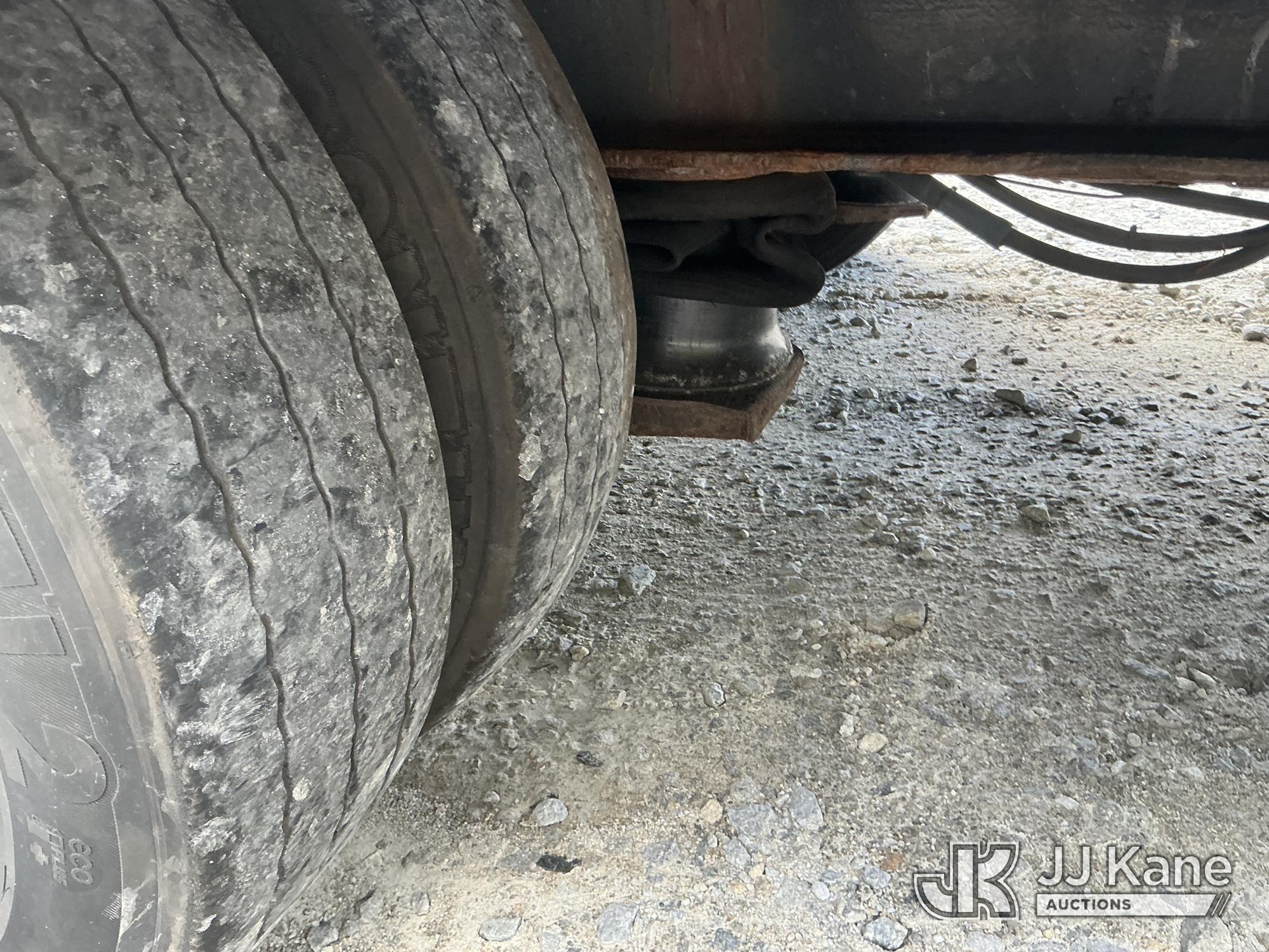 2019 Lucon 35T532SSD