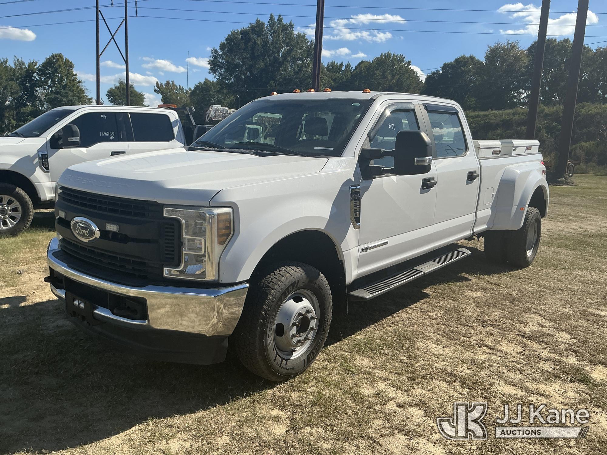 Photo of 2019 Ford F350 4x4