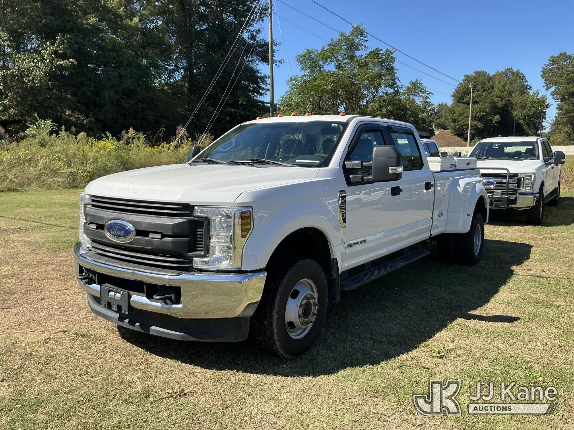 Photo of 2019 Ford F350 4x4