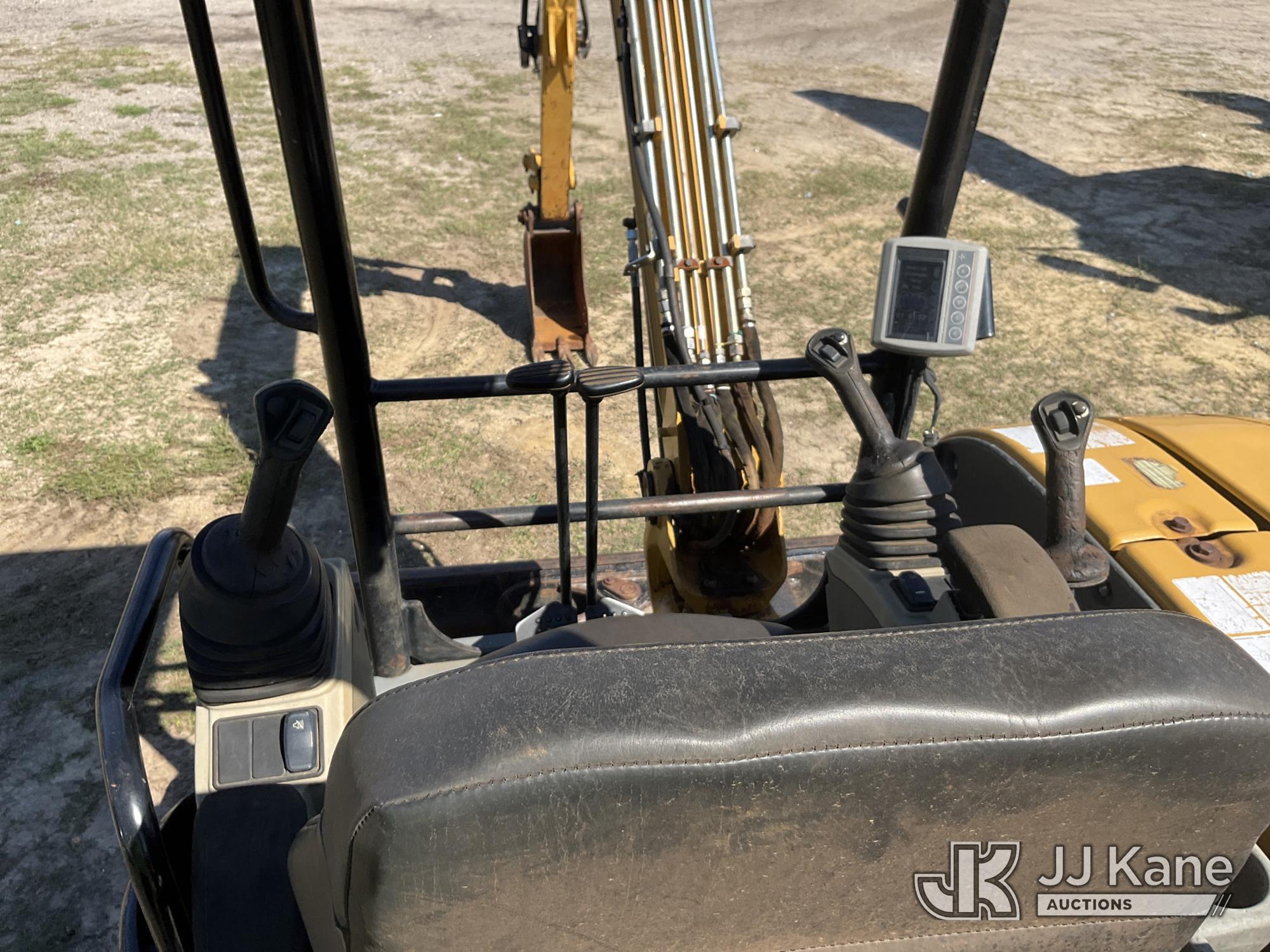 2017 Caterpillar 304E