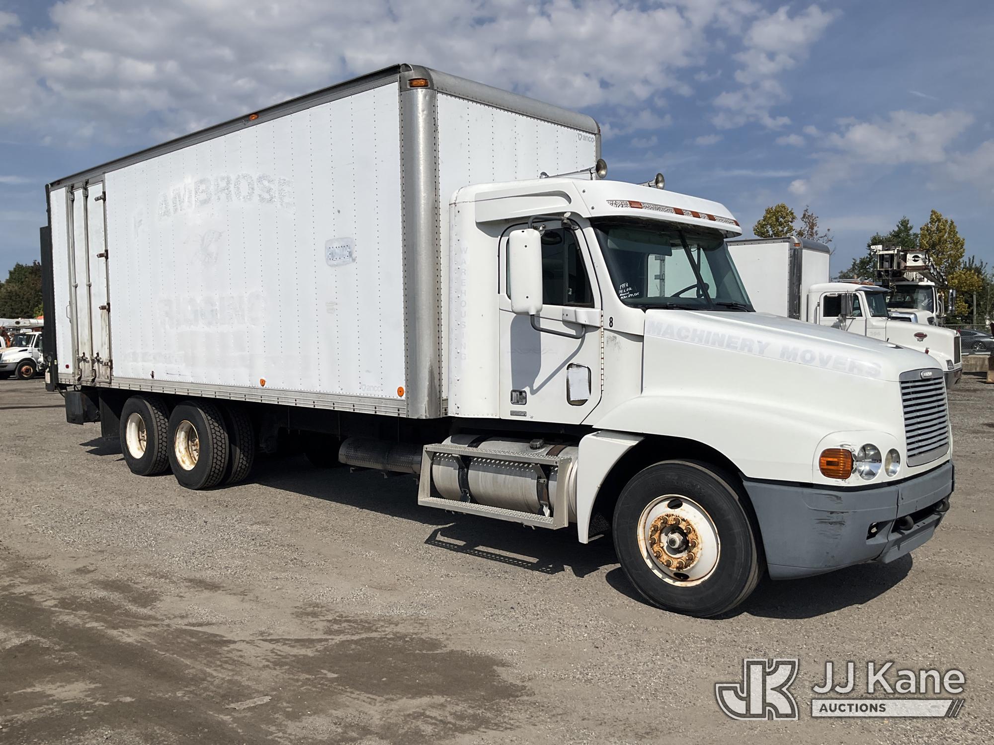 1998 Freightliner FLC120