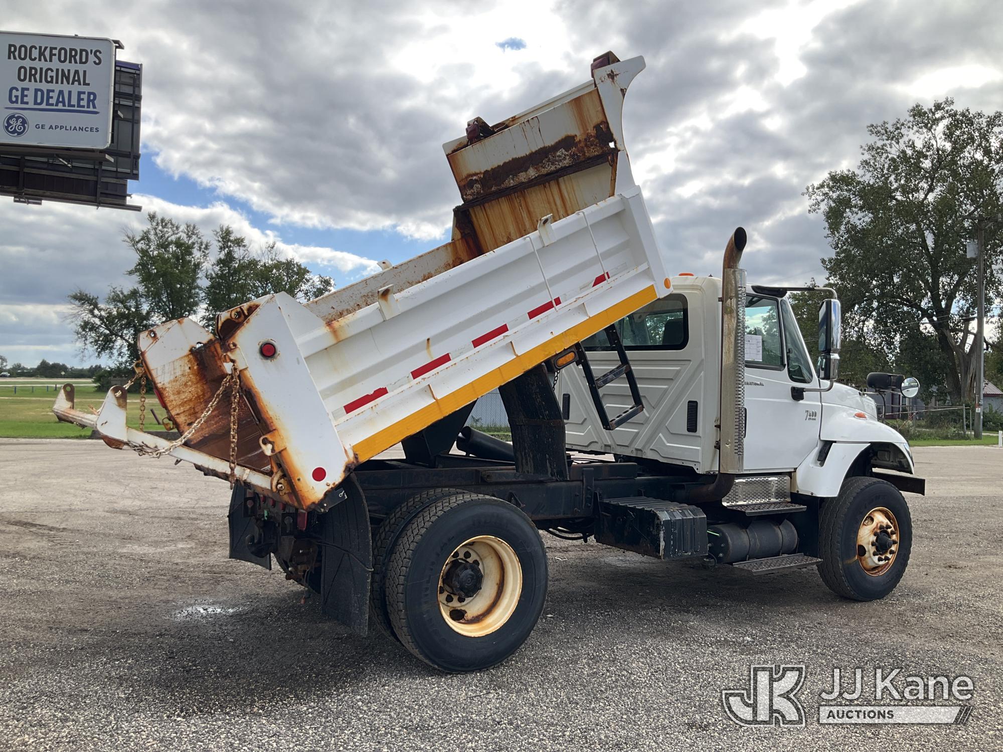 2003 International 7400