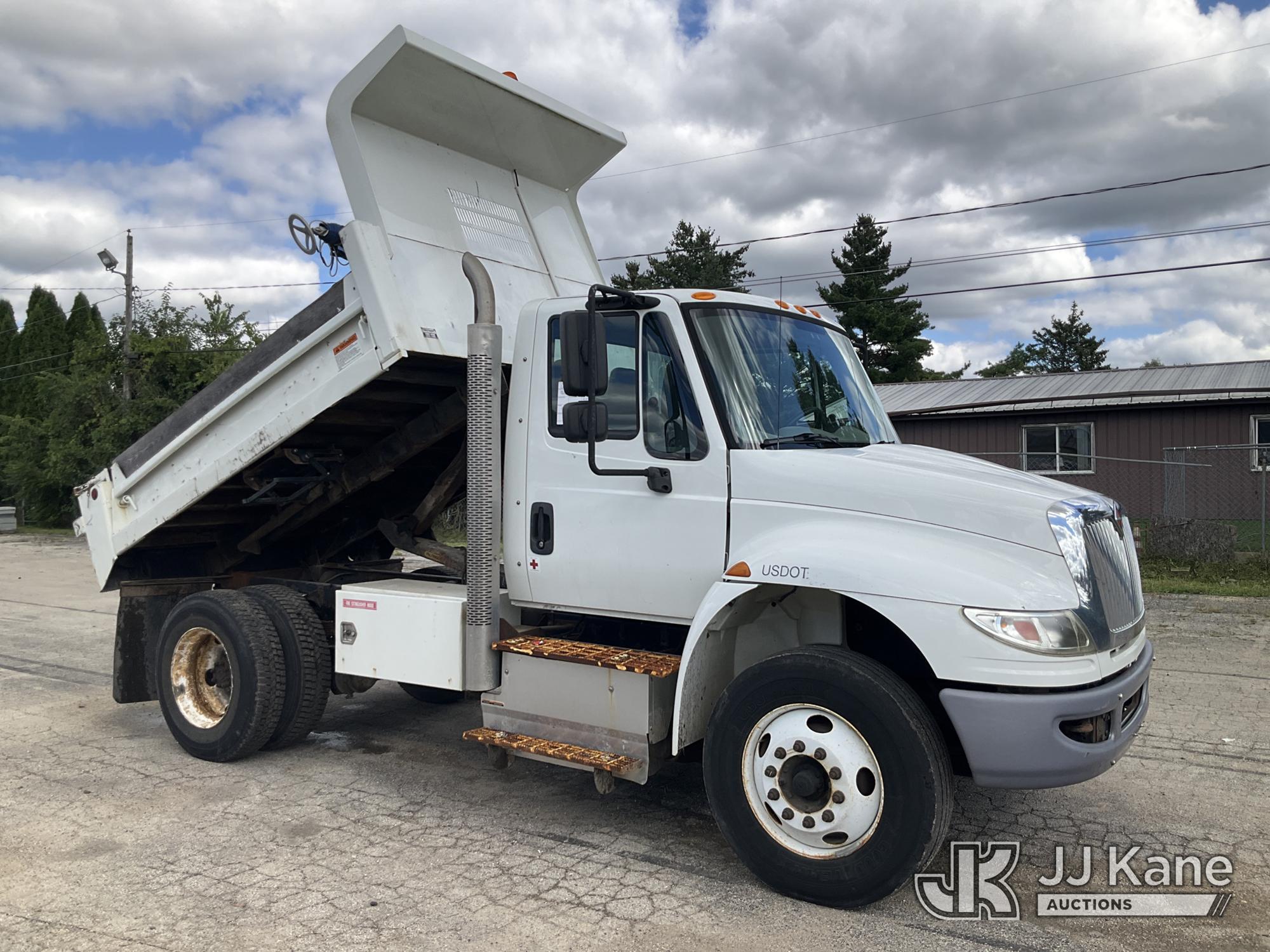 2016 International DuraStar 4400