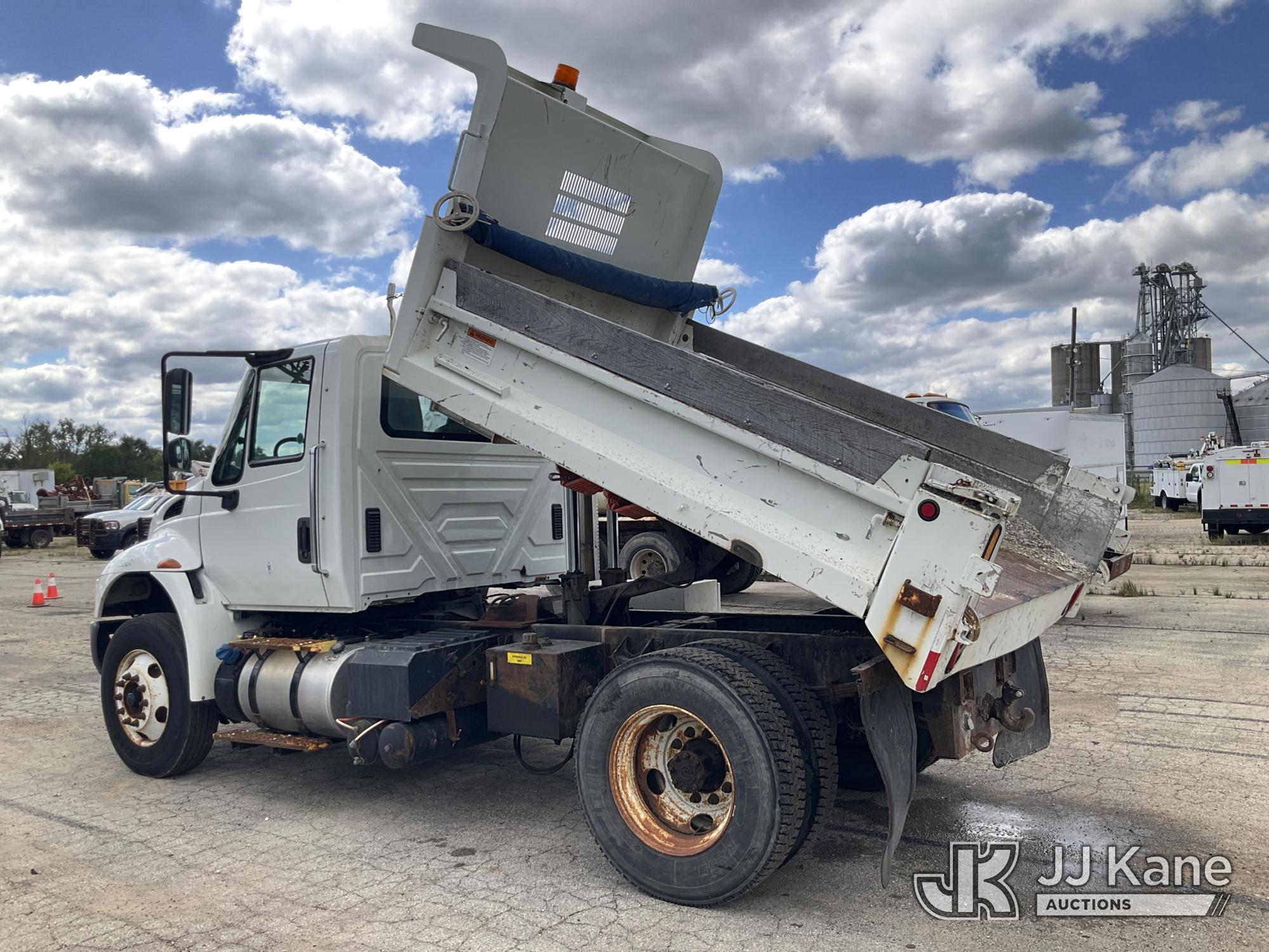 2016 International DuraStar 4400