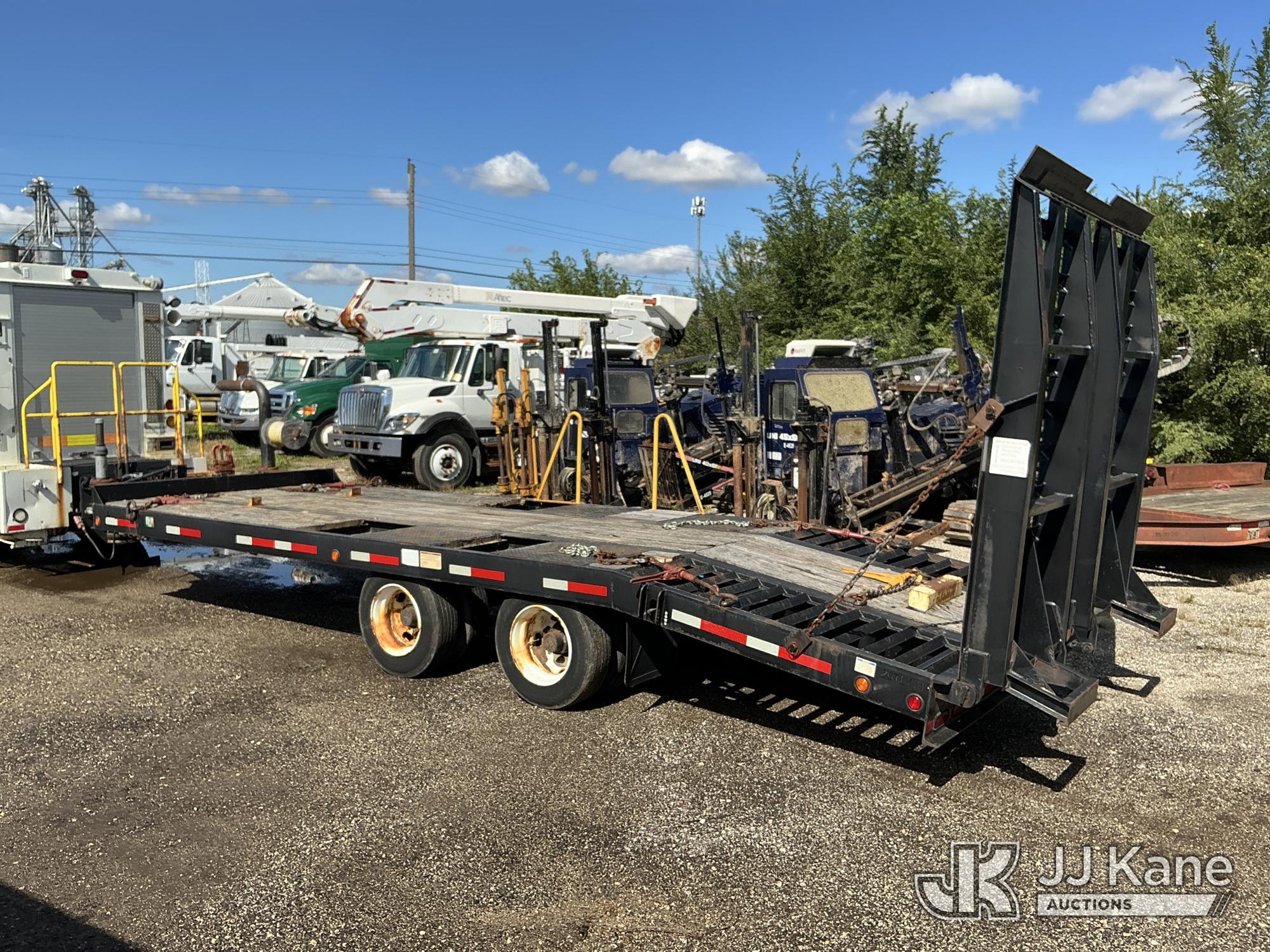 2017 Lucon 12T182ALPHD
