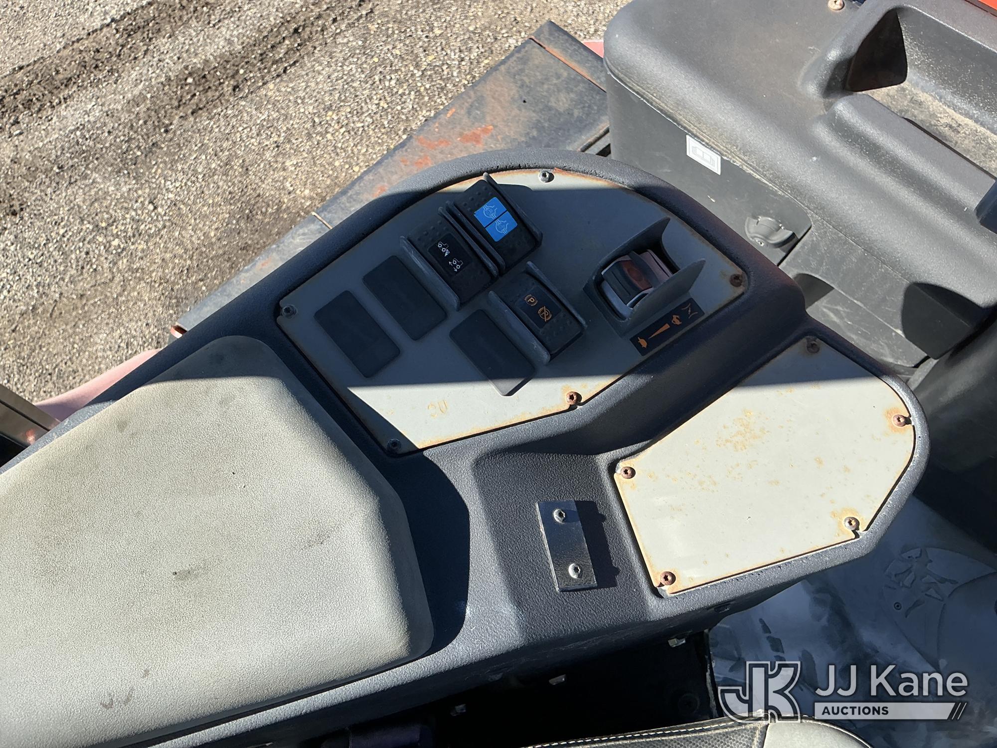 2019 Ditch Witch RT105M