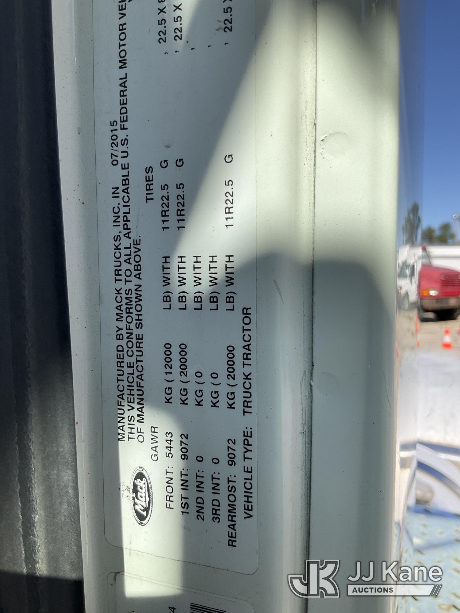 2016 Mack CXU613