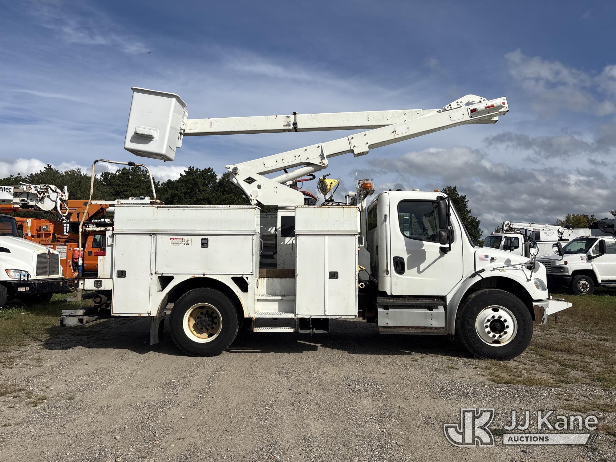 2013 Freightliner M2 106