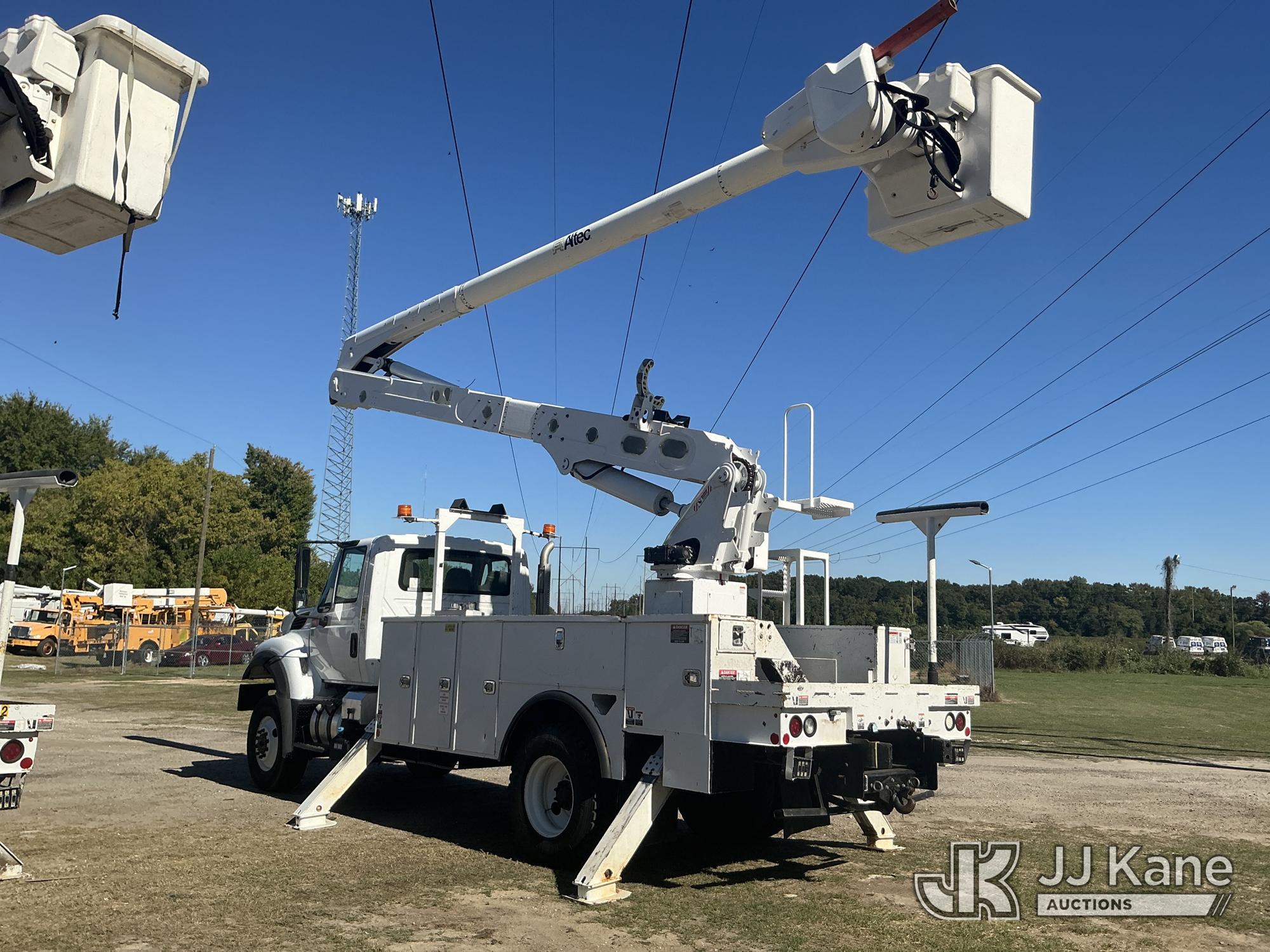 2017 International 7300 4X4