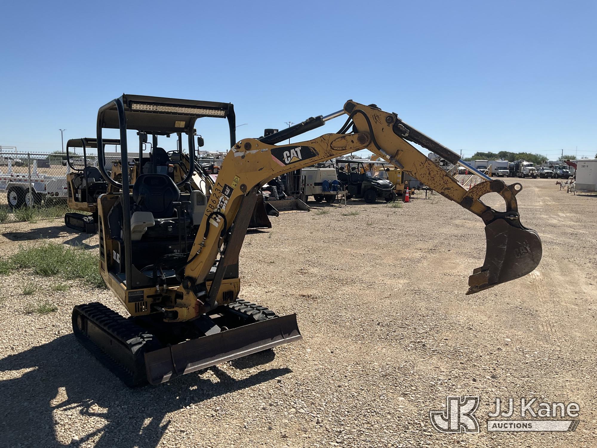 2011 Caterpillar 301.8C