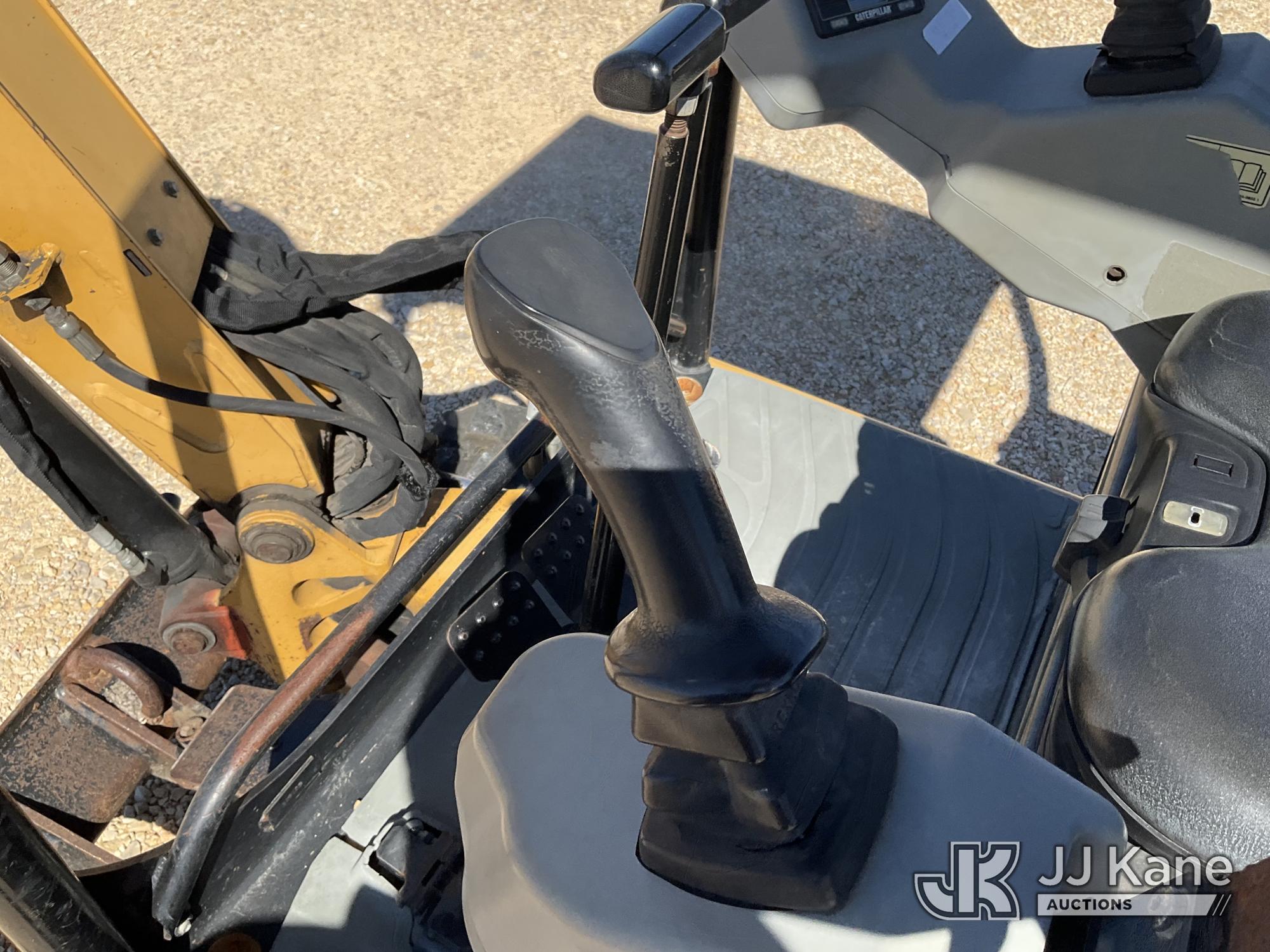 2011 Caterpillar 301.8C