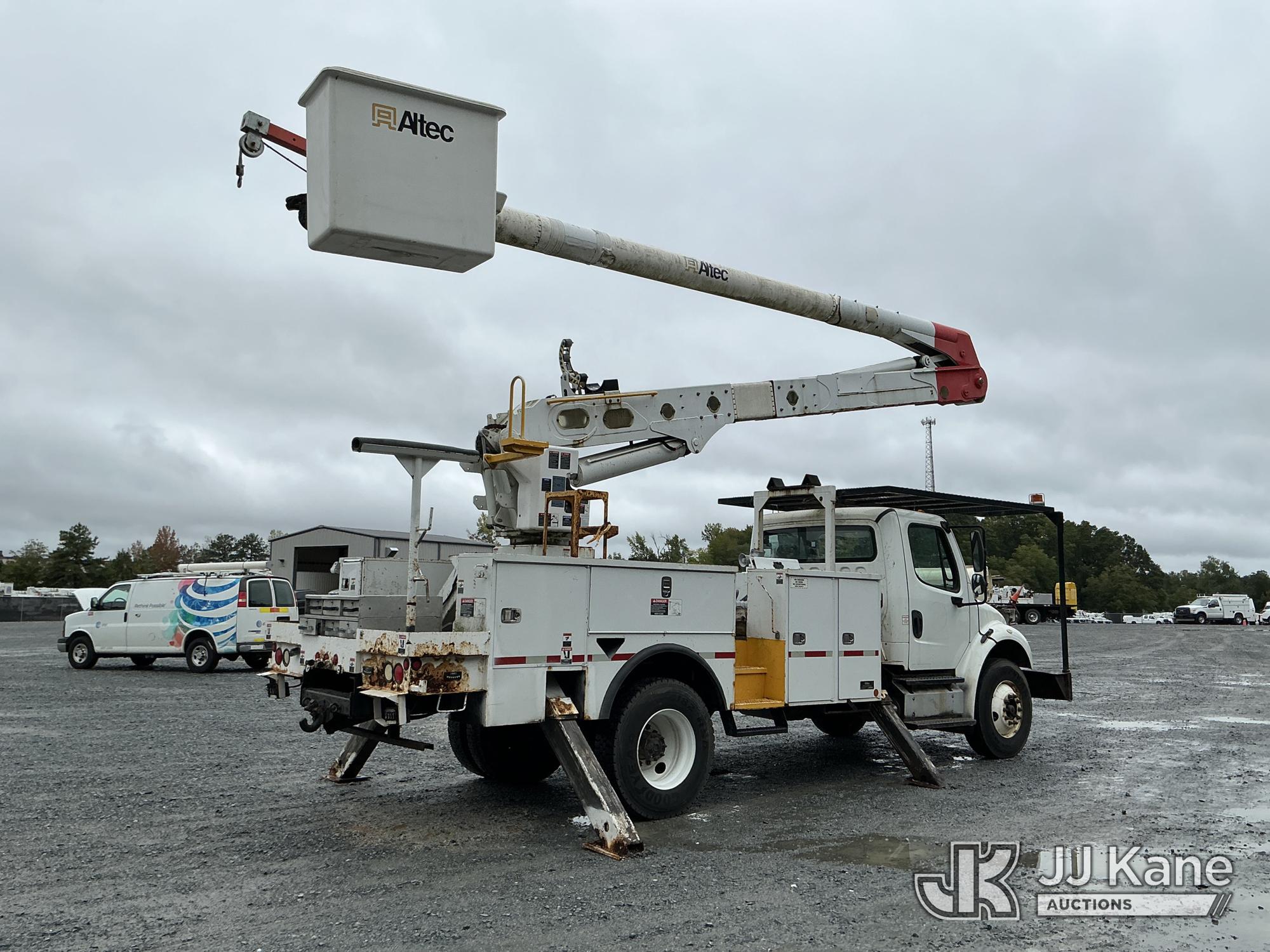 2013 Freightliner M2 106