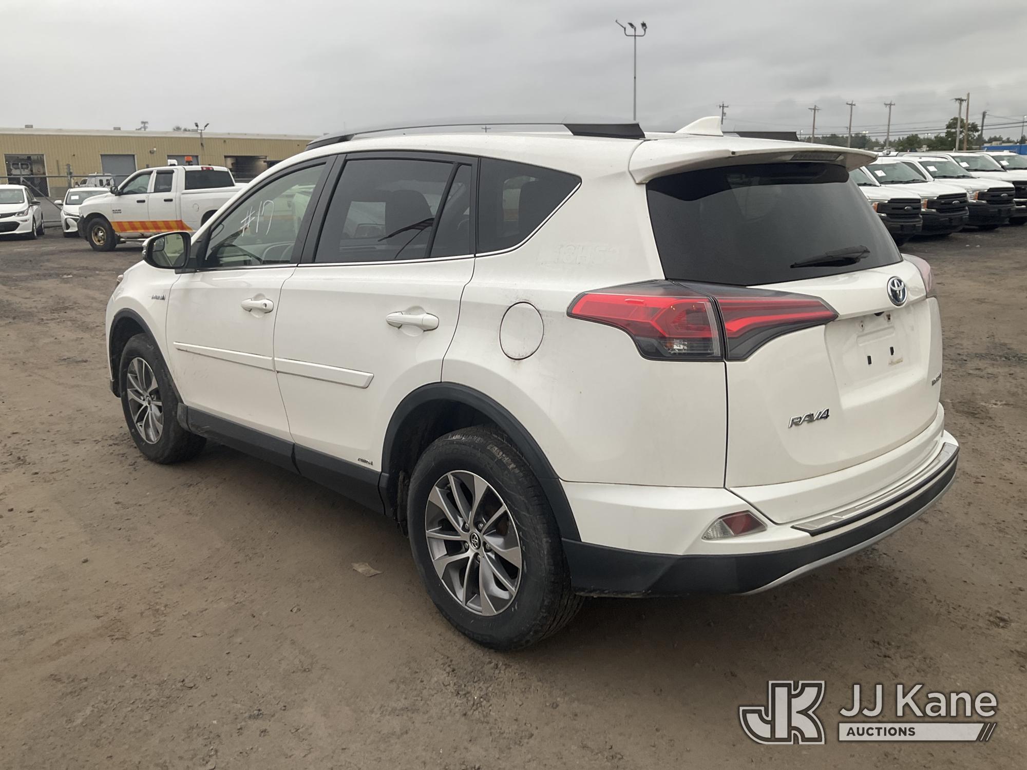 2018 Toyota RAV4 AWD HYBRID