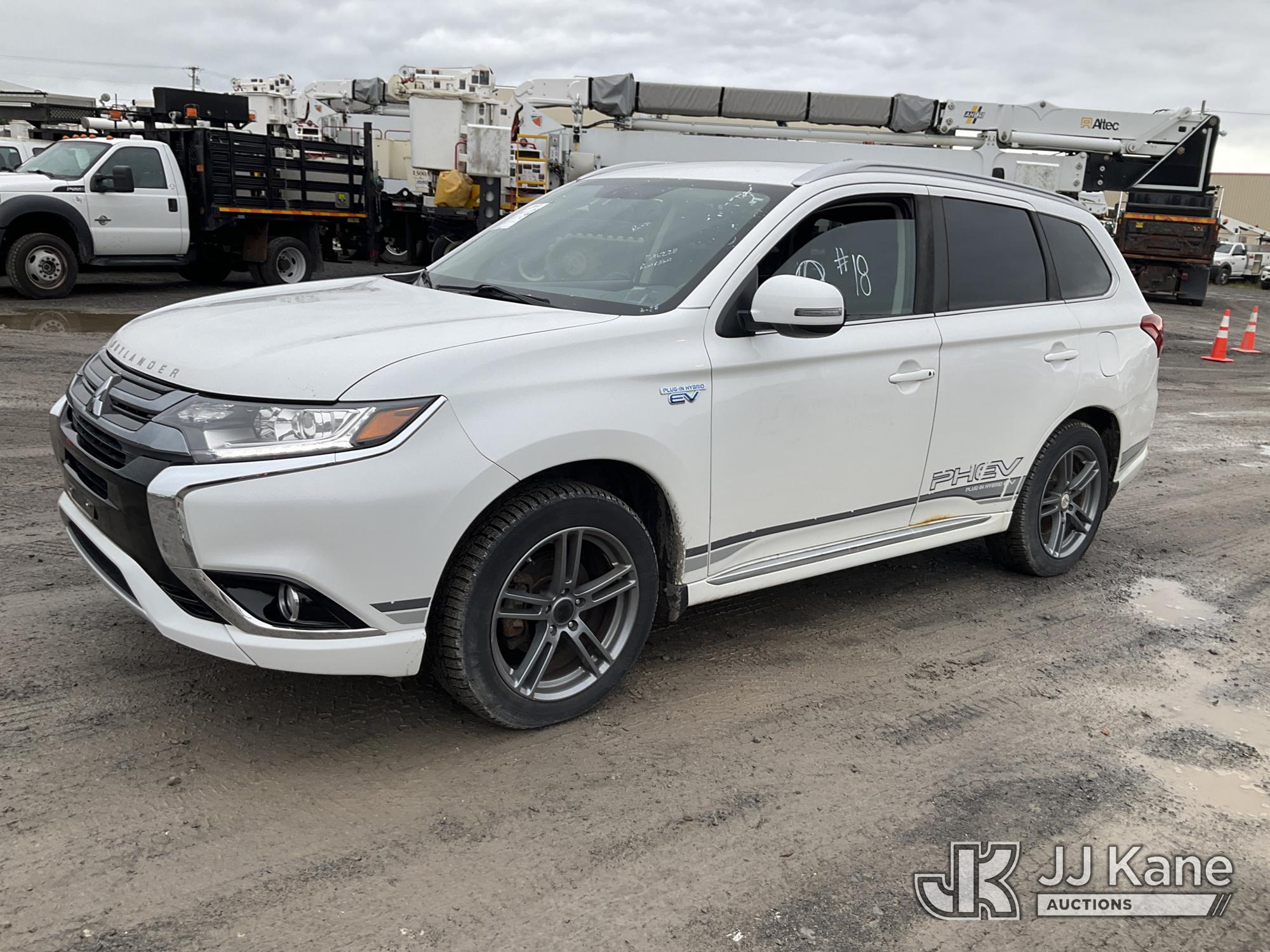 2018 Mitsubishi Outlander PHEV AWD Hybrid