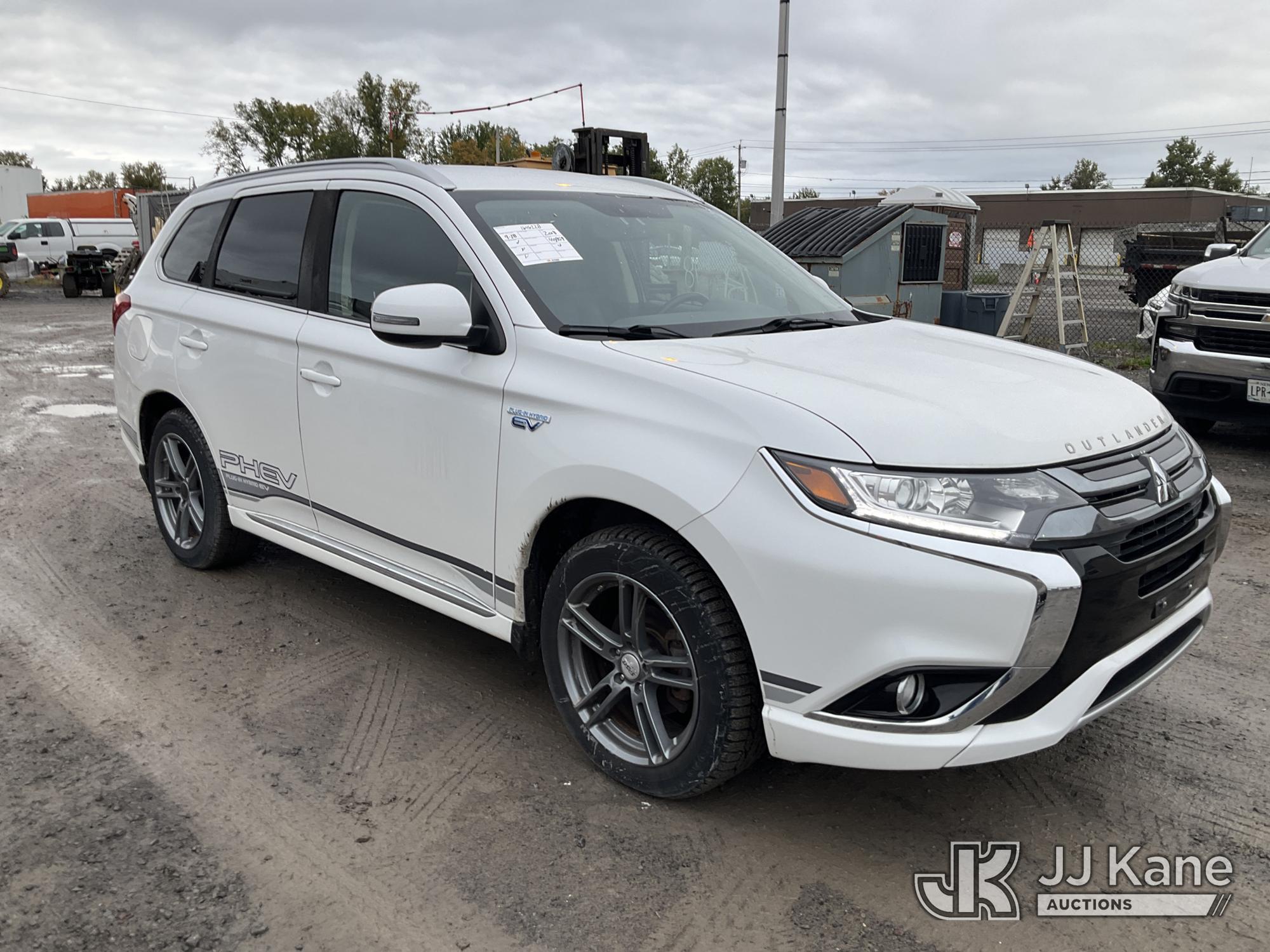 2018 Mitsubishi Outlander PHEV AWD Hybrid