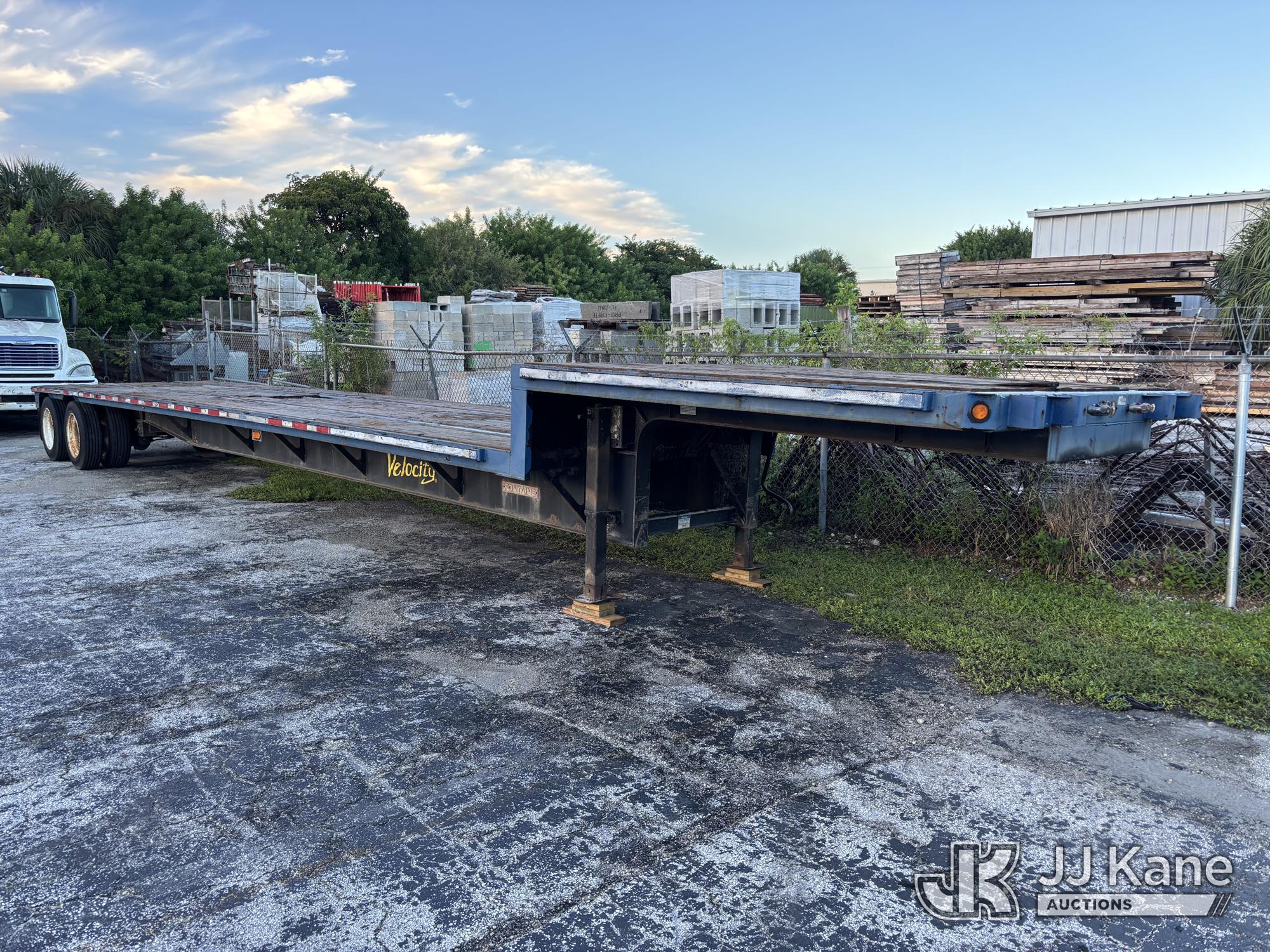 2010 Fontaine Trailer Co T/A Drop-Deck Equipment Trailer (1646292)