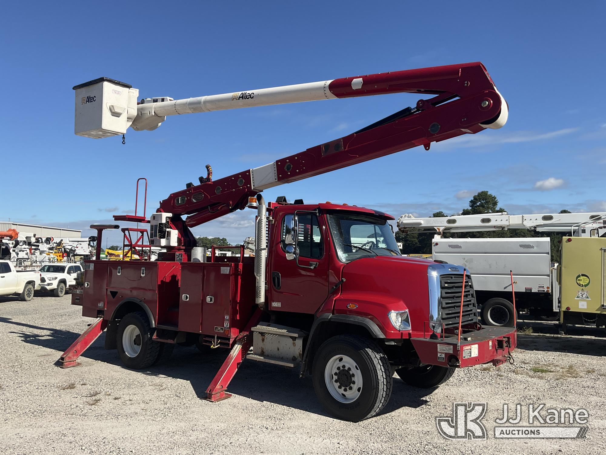 2018 Freightliner 108SD
