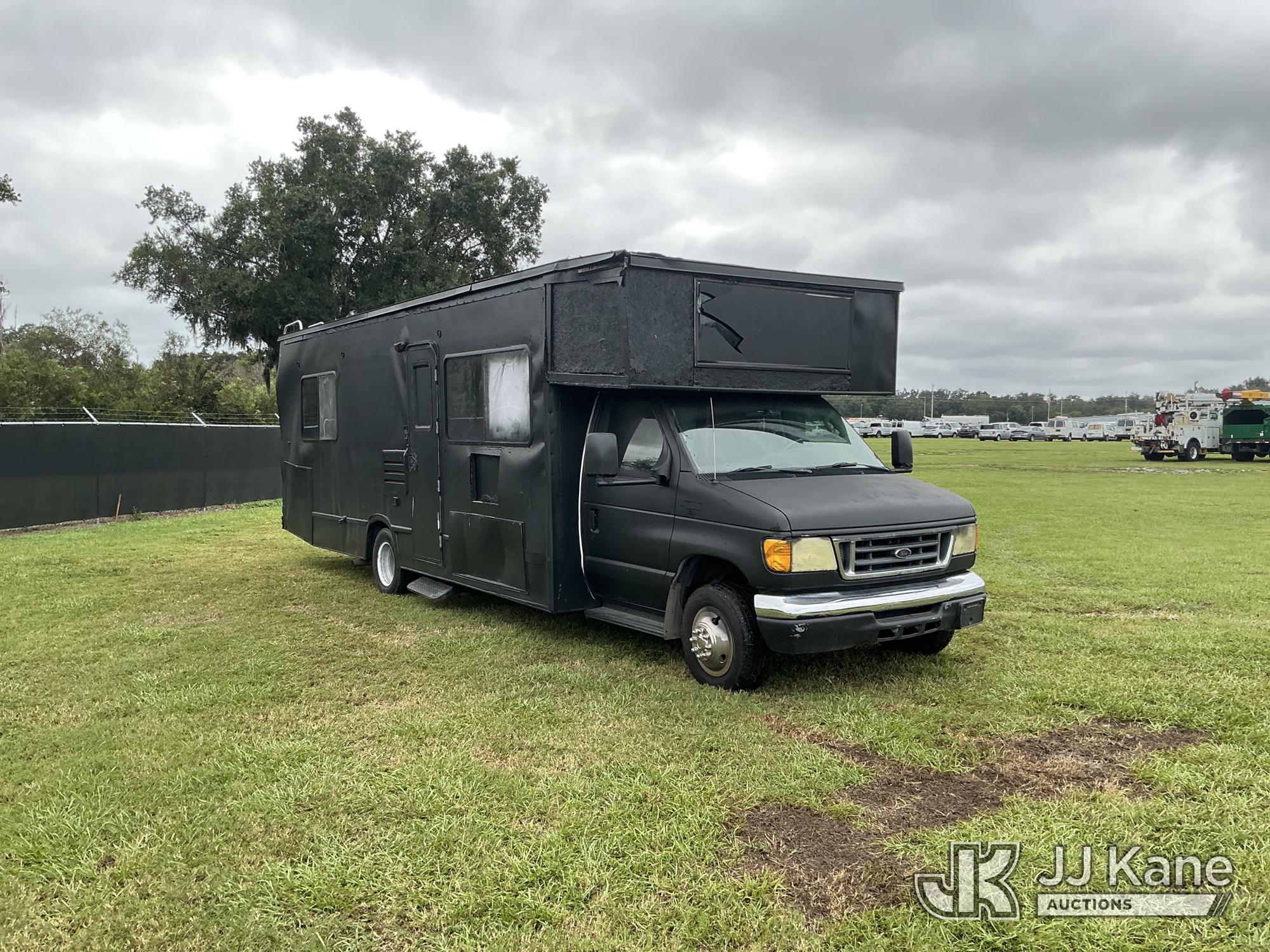 2004 Ford ECONOLINE