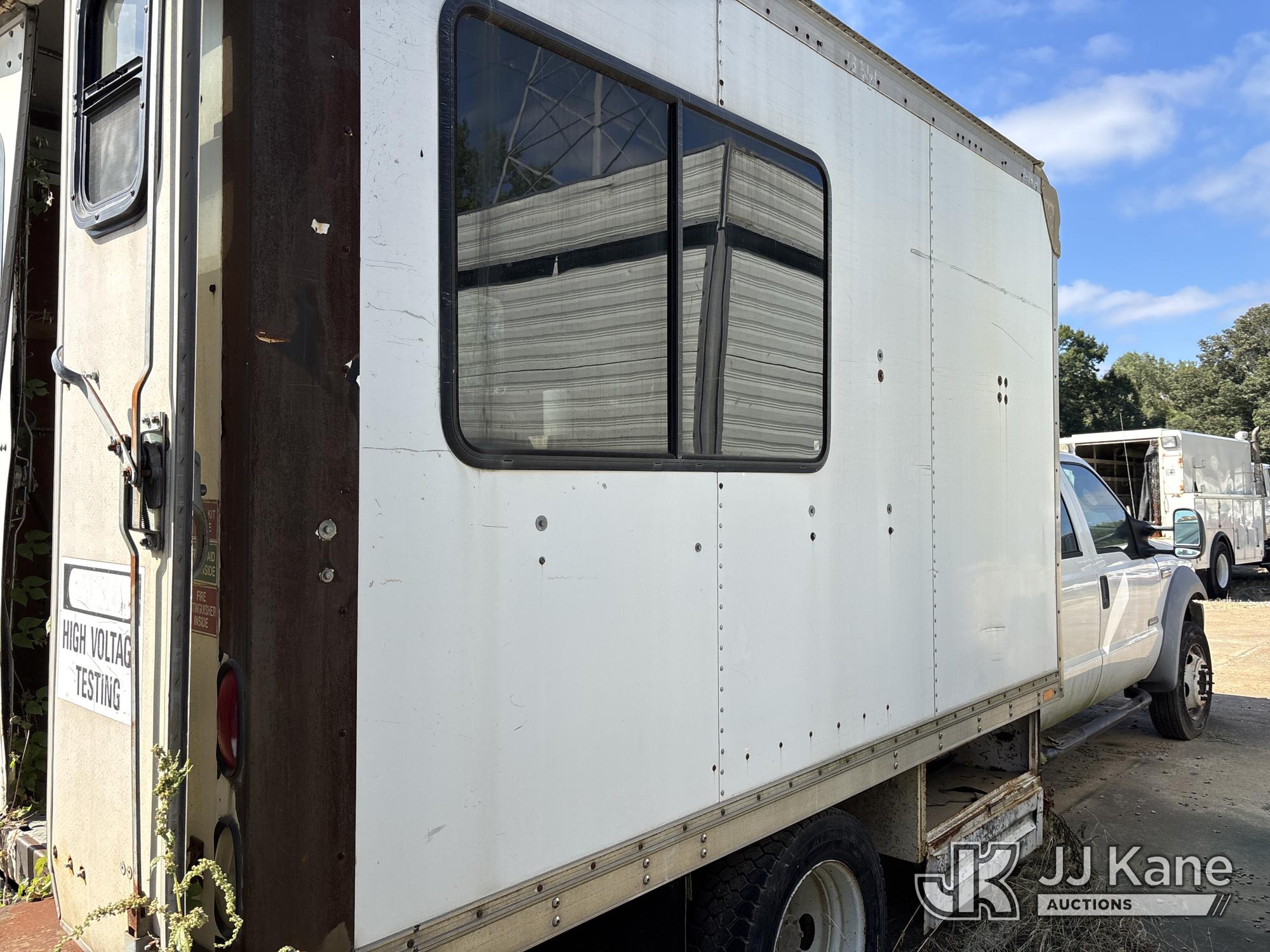 2005 Ford F-550