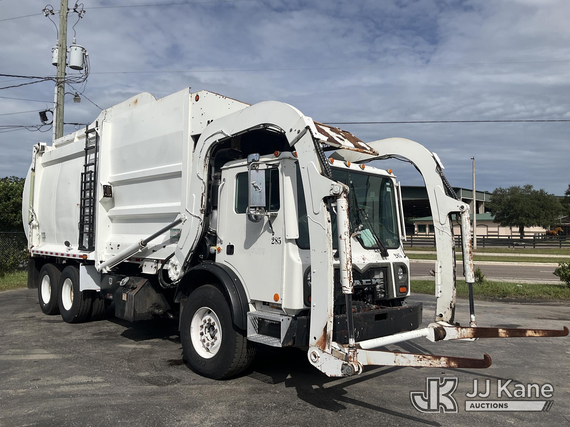 2014 Mack MRU600