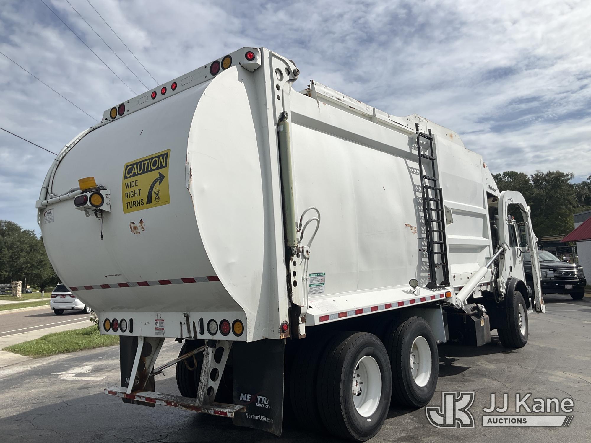 2014 Mack MRU600