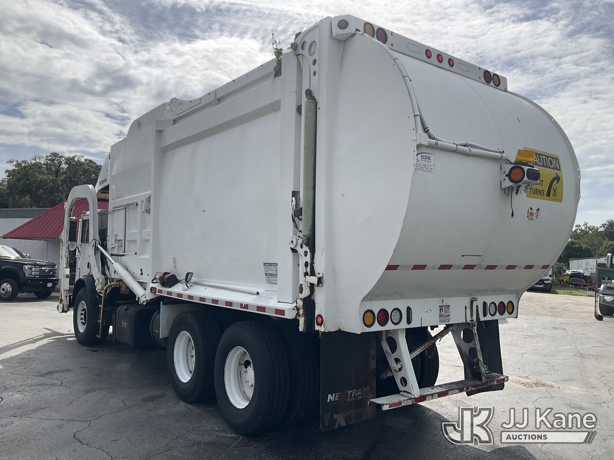 2014 Mack MRU600