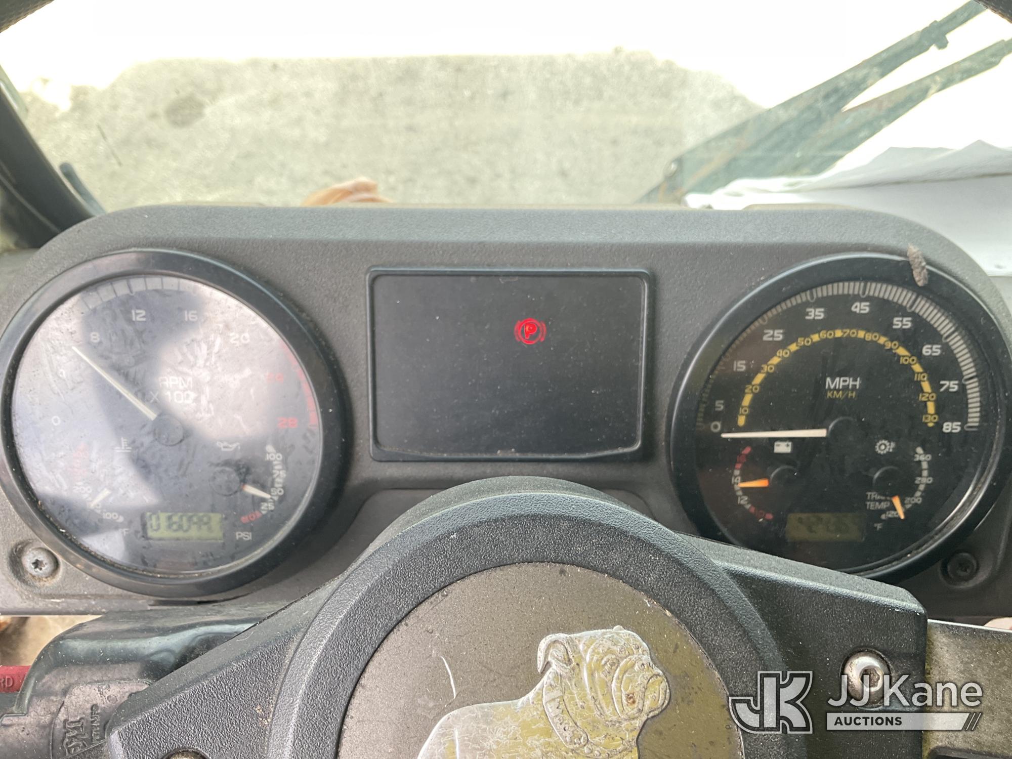 2014 Mack MRU600