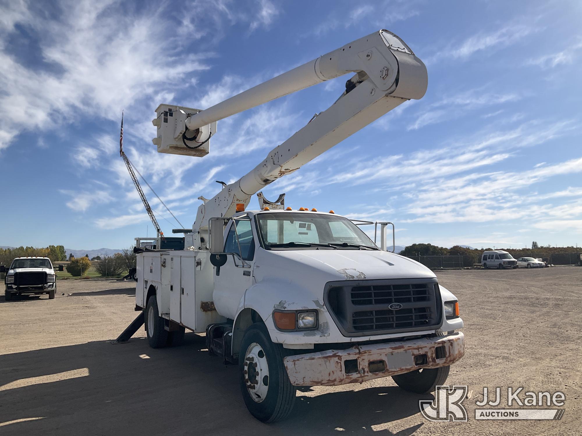 2000 Ford F-650