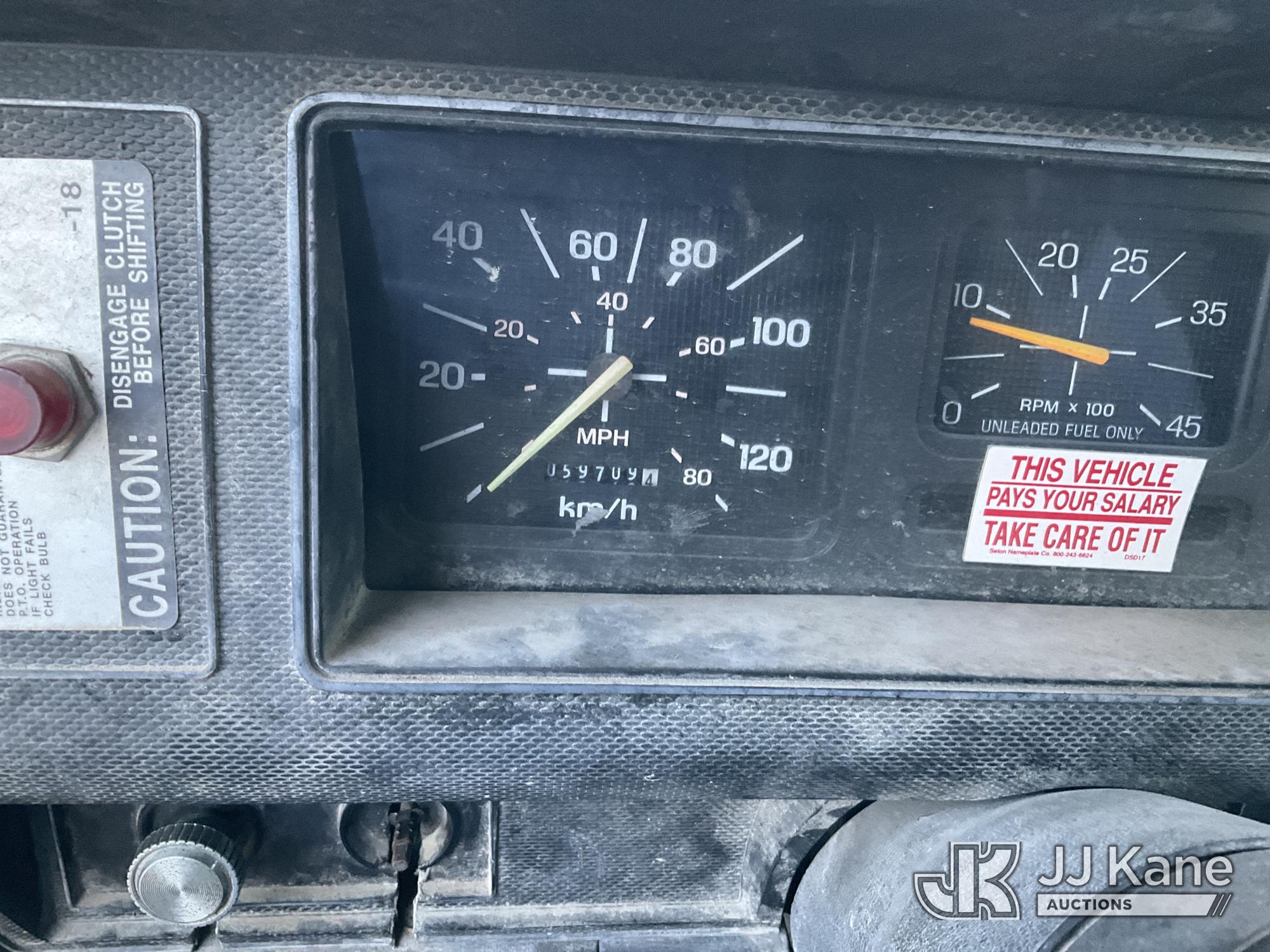 1990 Ford F800