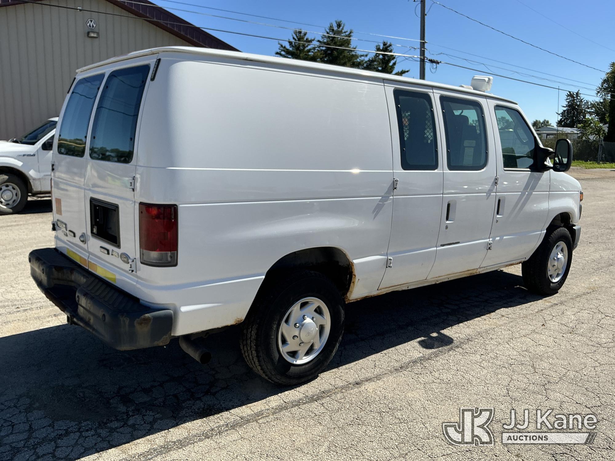 2013 Ford E350