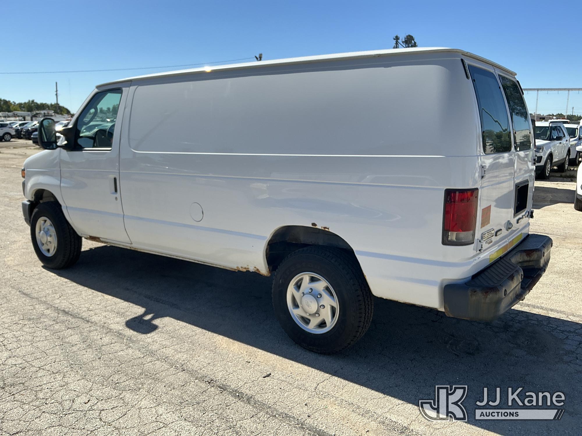 2013 Ford E350