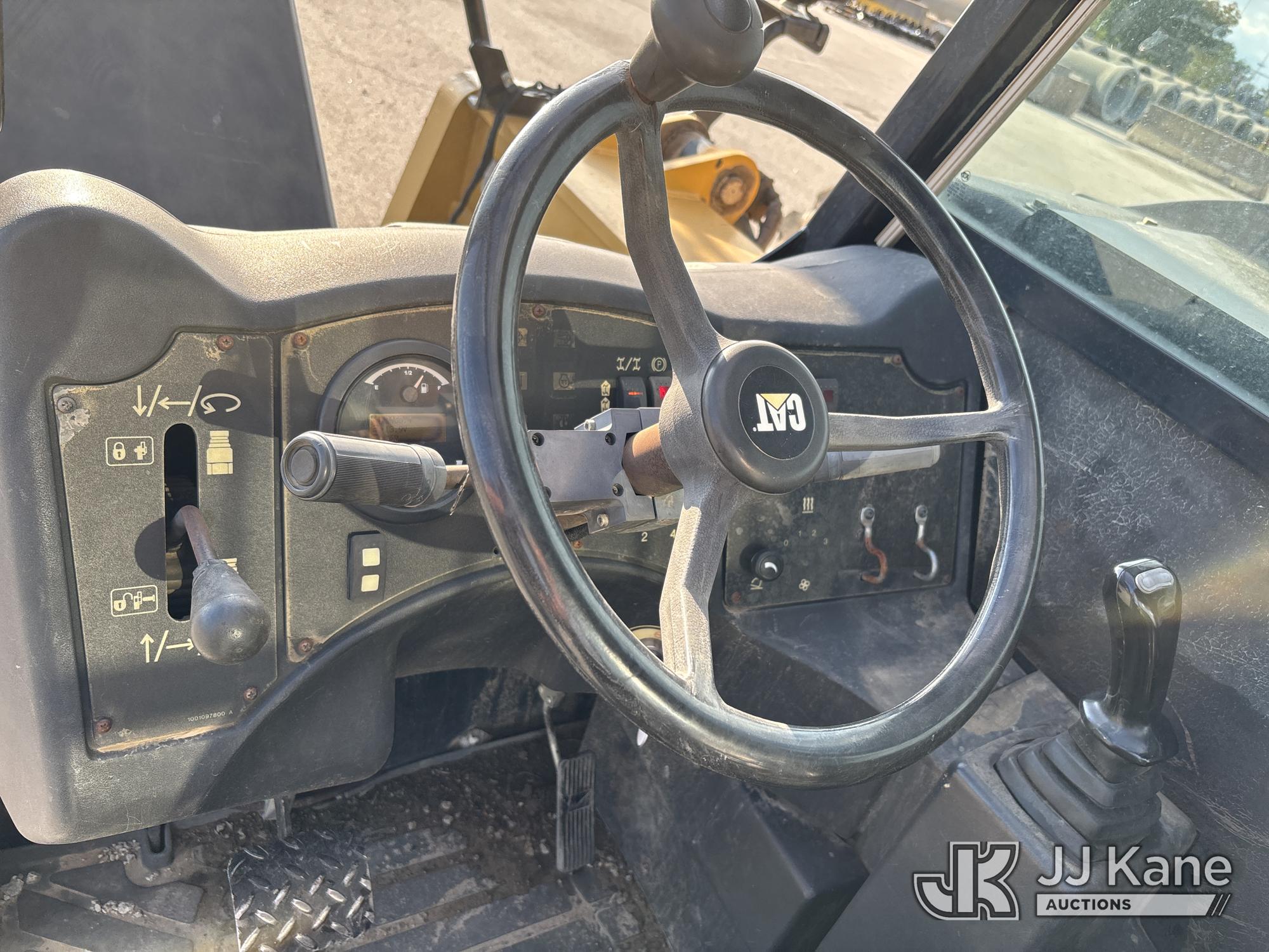 2015 Caterpillar TL642C