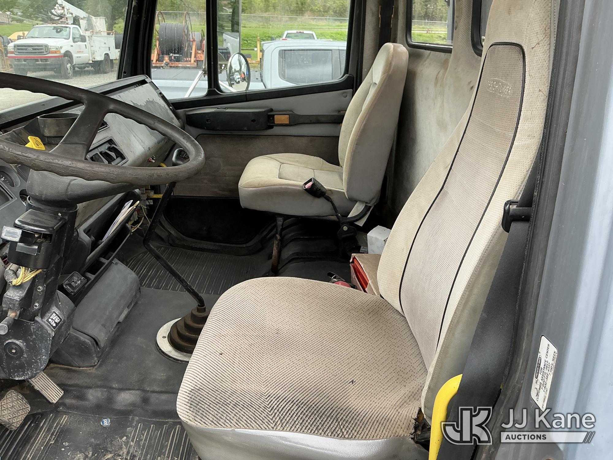1999 Freightliner FL70