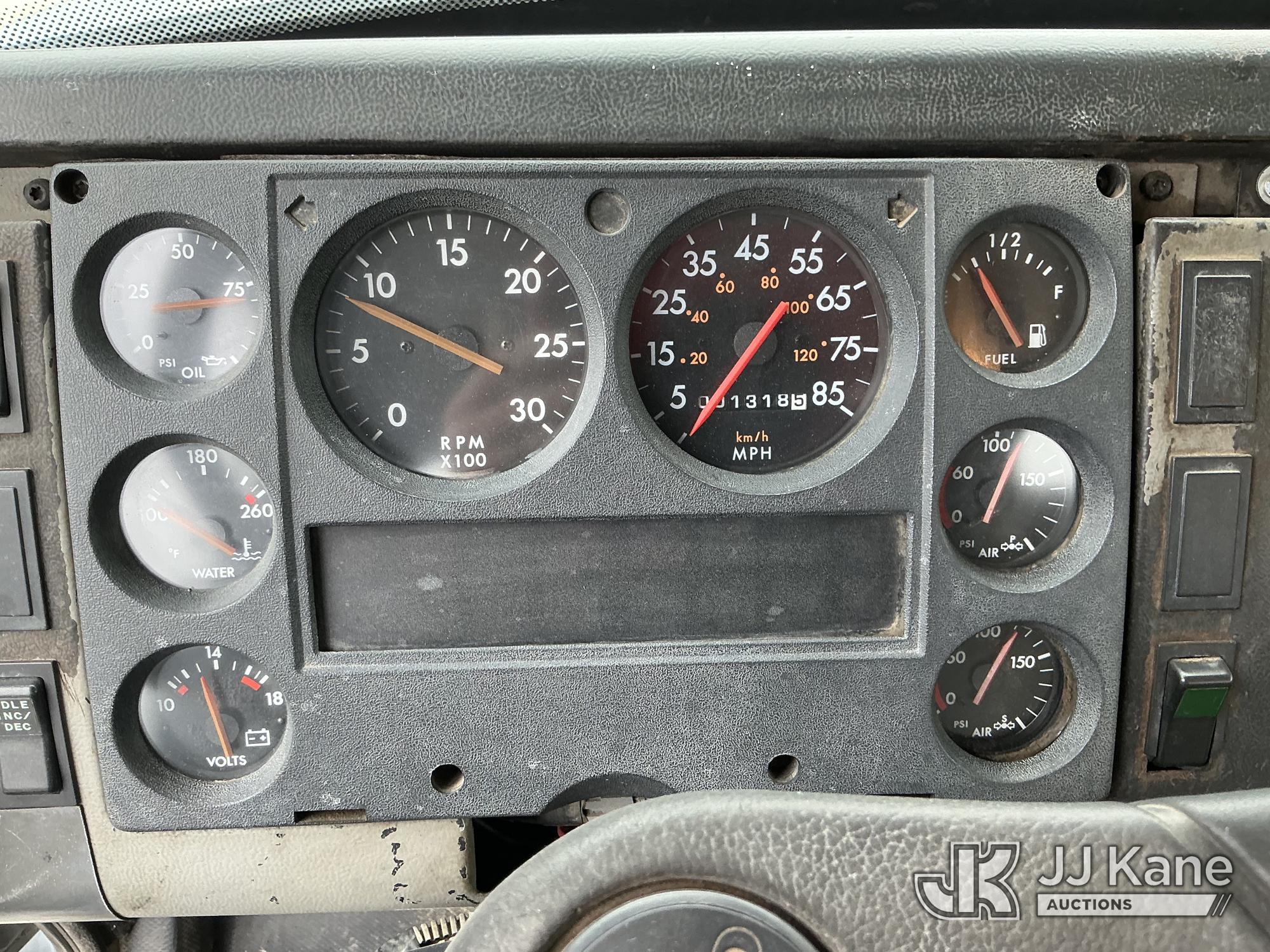 1999 Freightliner FL70