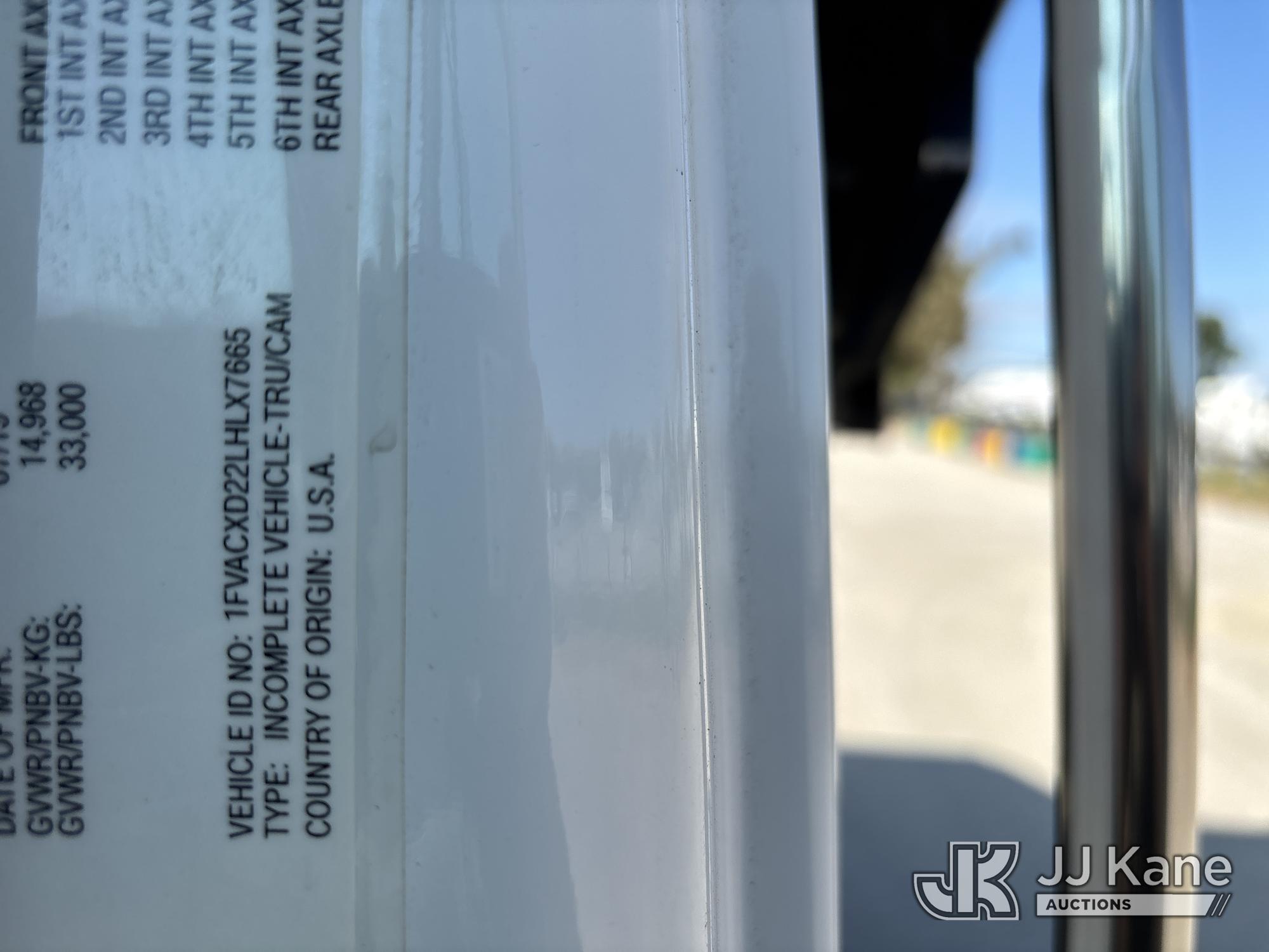 2020 Freightliner M2