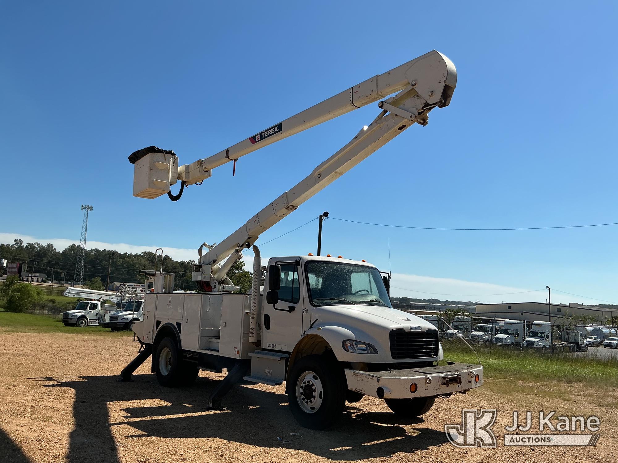 2020 Freightliner M2