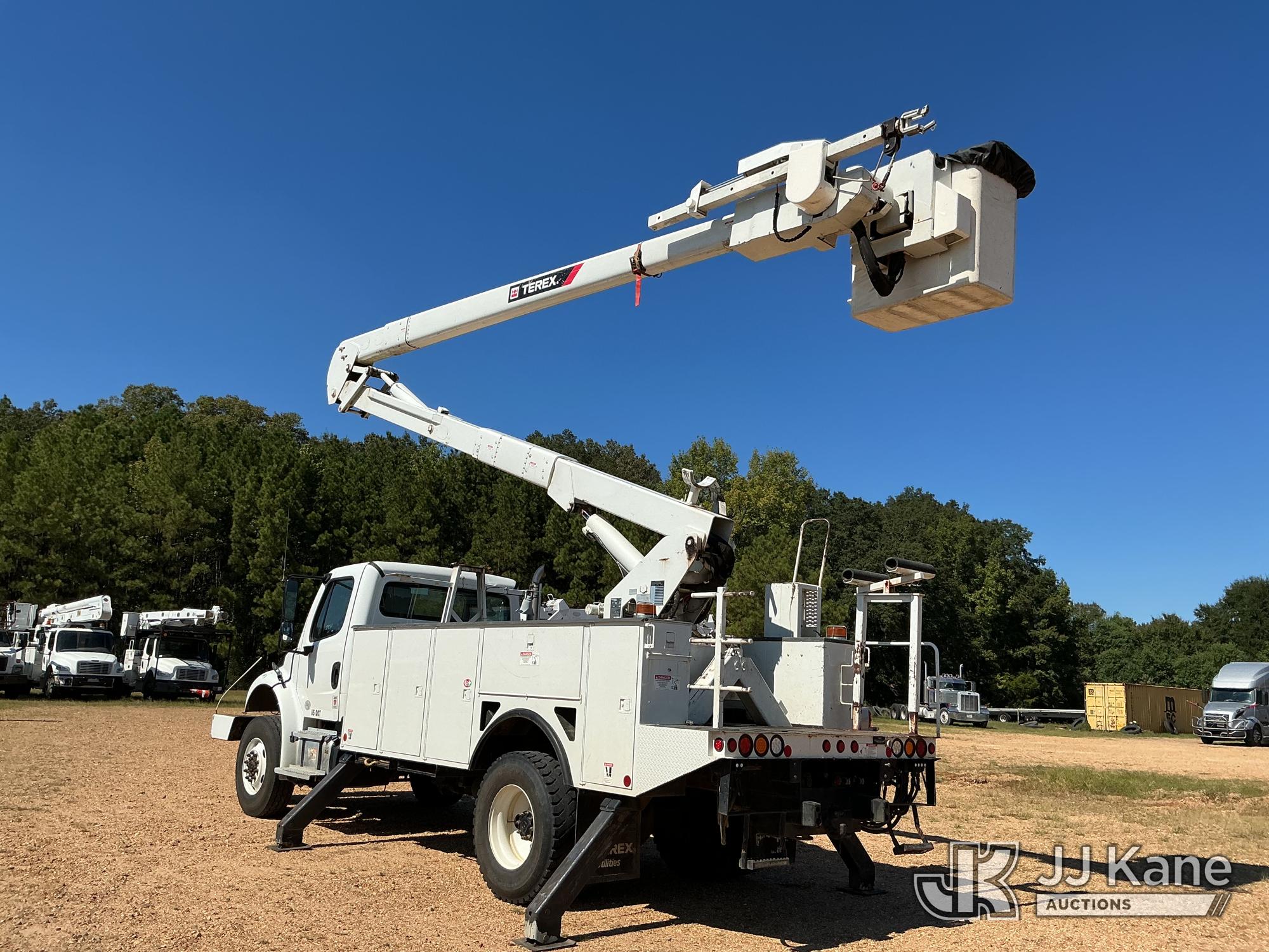 2020 Freightliner M2
