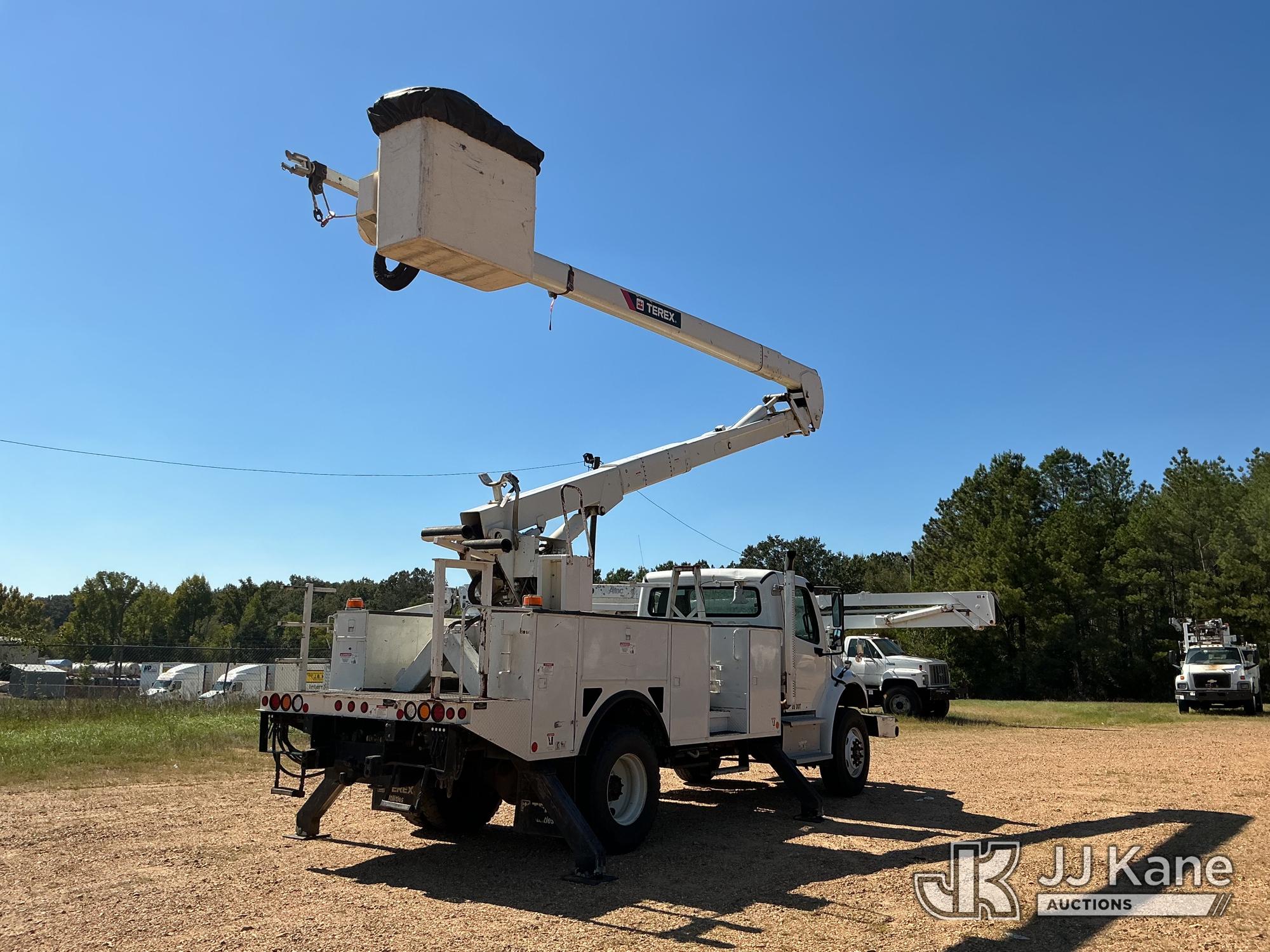 2020 Freightliner M2