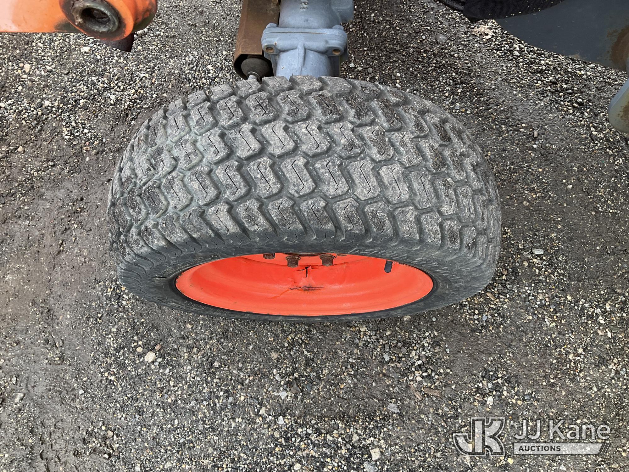 2014 Kubota B26 4X4