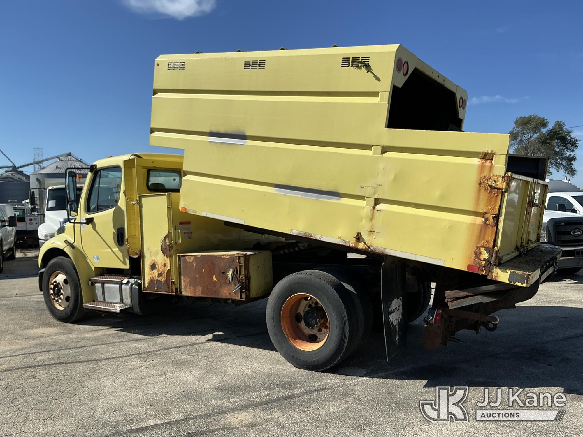 2012 Freightliner M2 106
