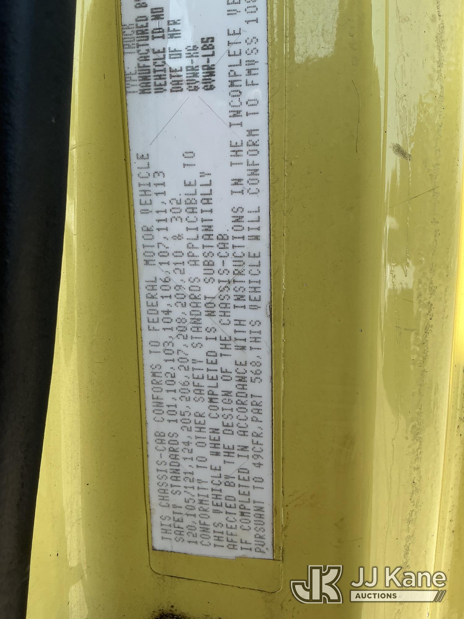 2012 Freightliner M2 106