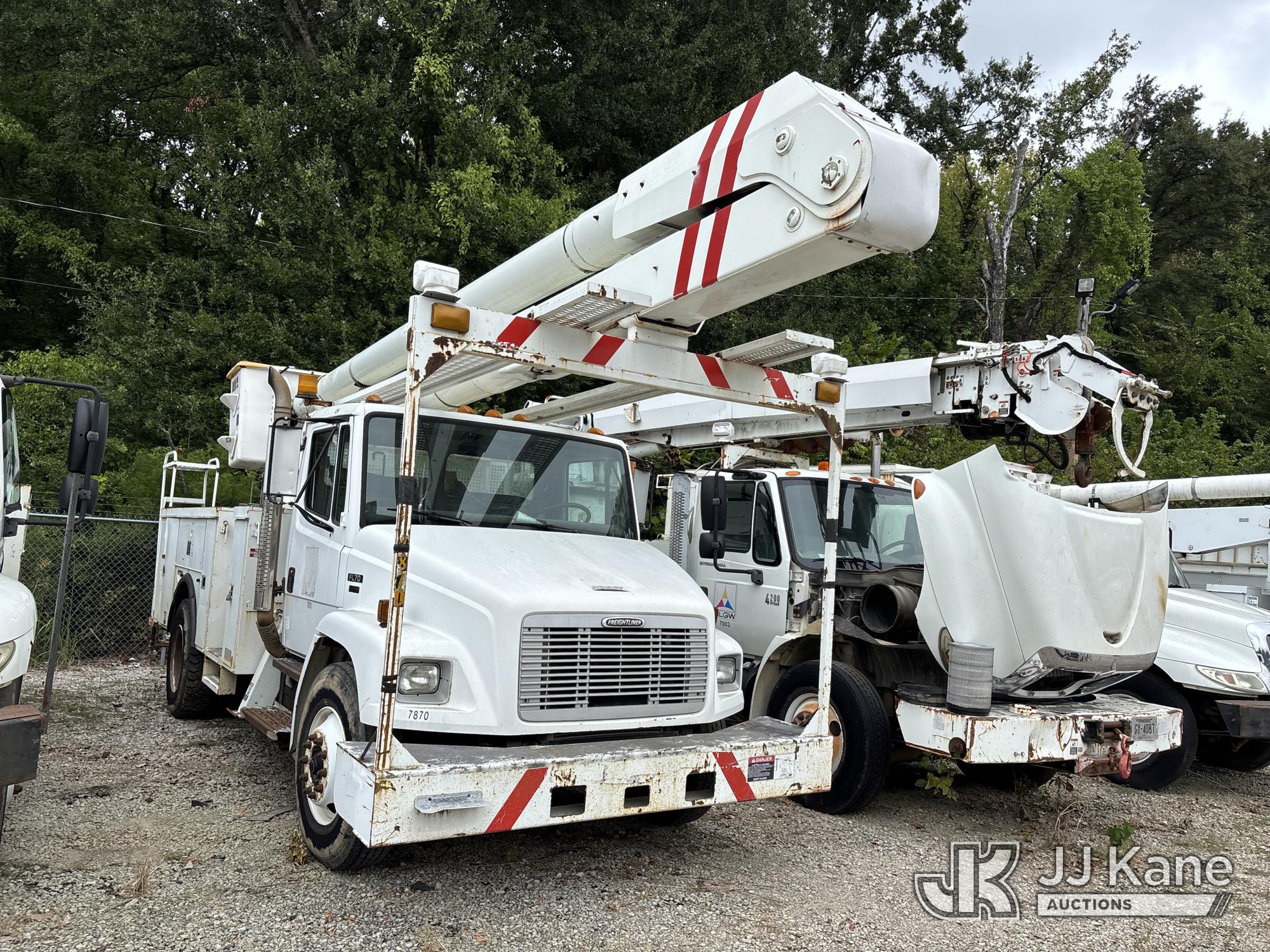 2003 Freightliner FL70