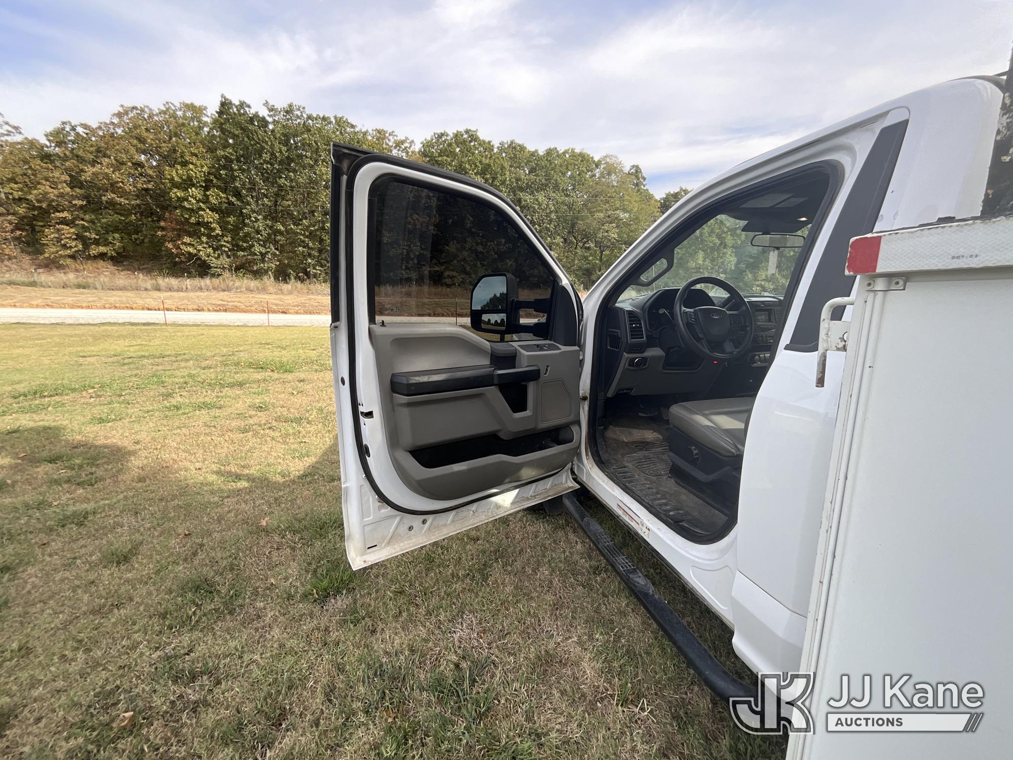 2022 Ford F-550
