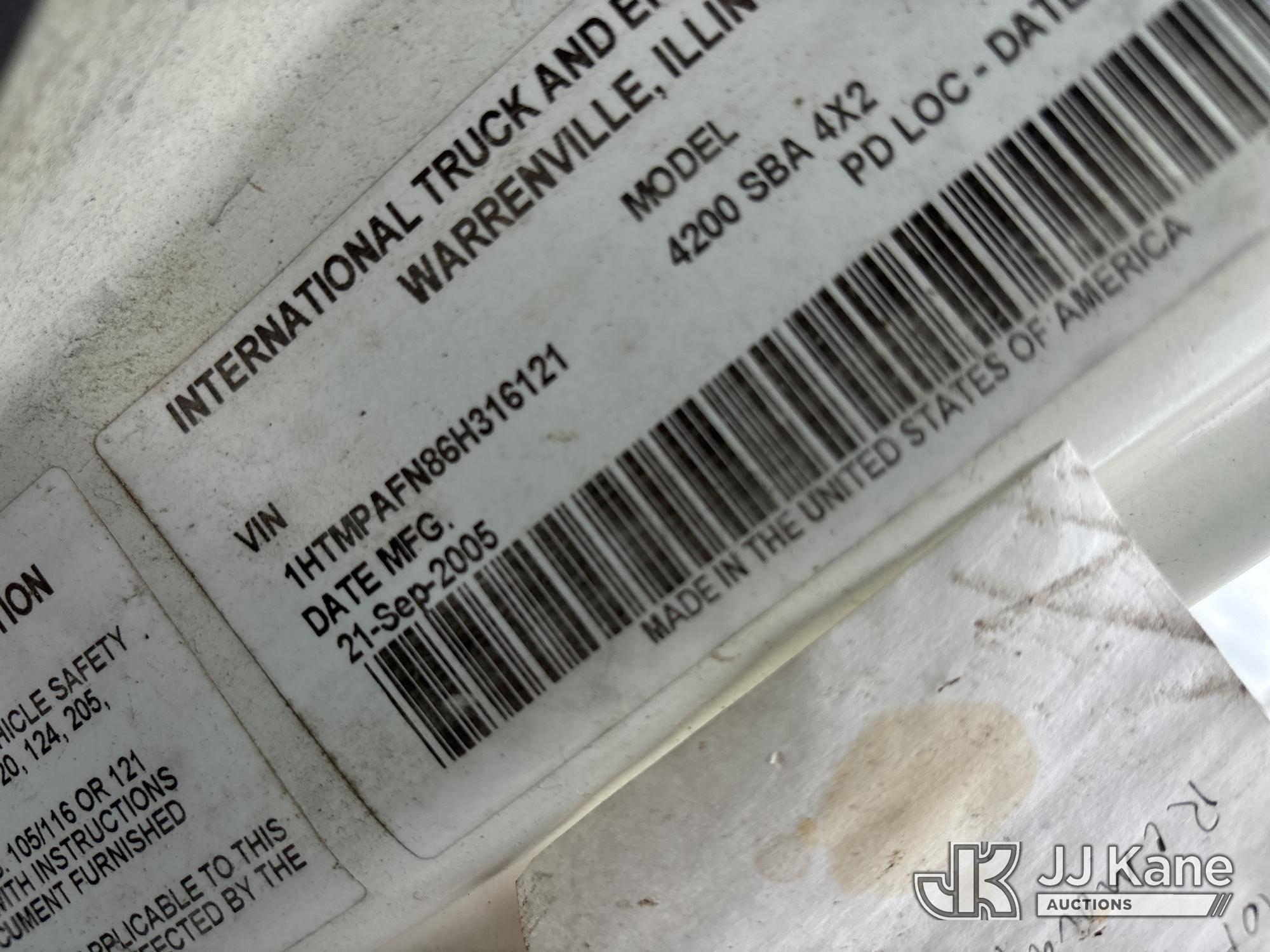 2006 International 4200