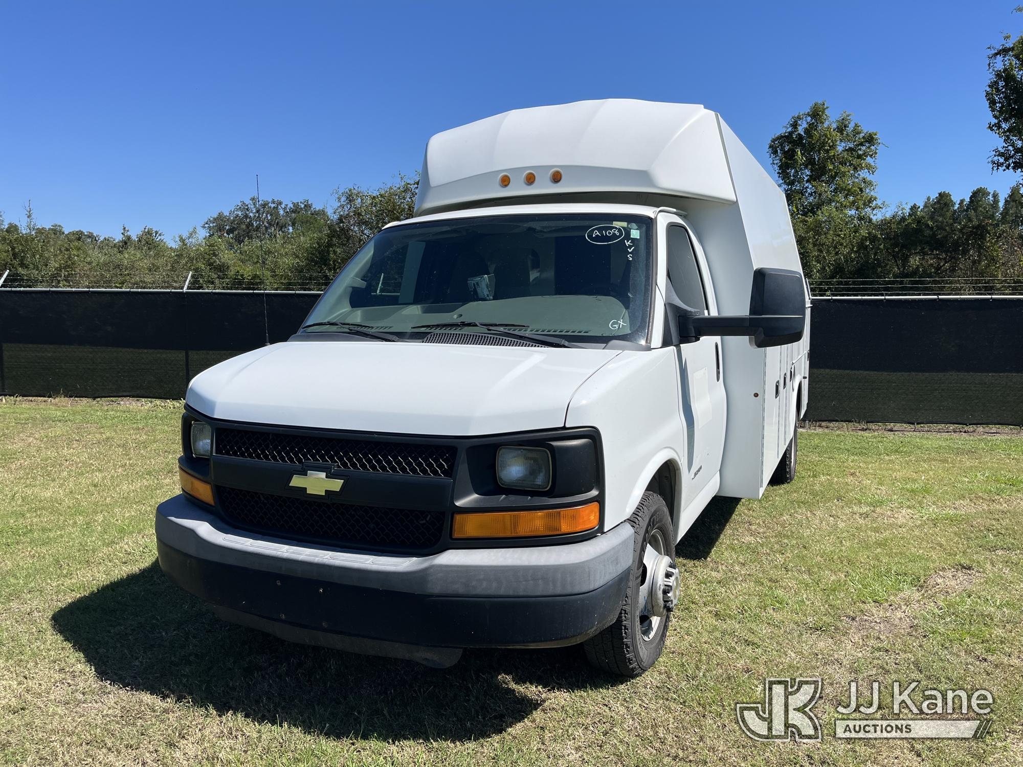 Photo of 2016 Chevrolet Express G4500